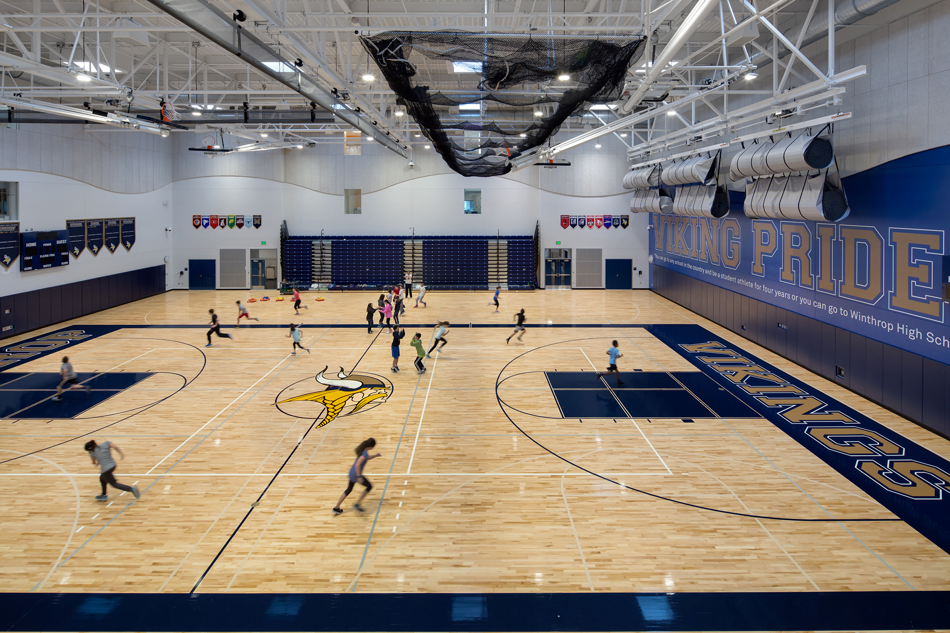 温斯洛普中学,高中-13