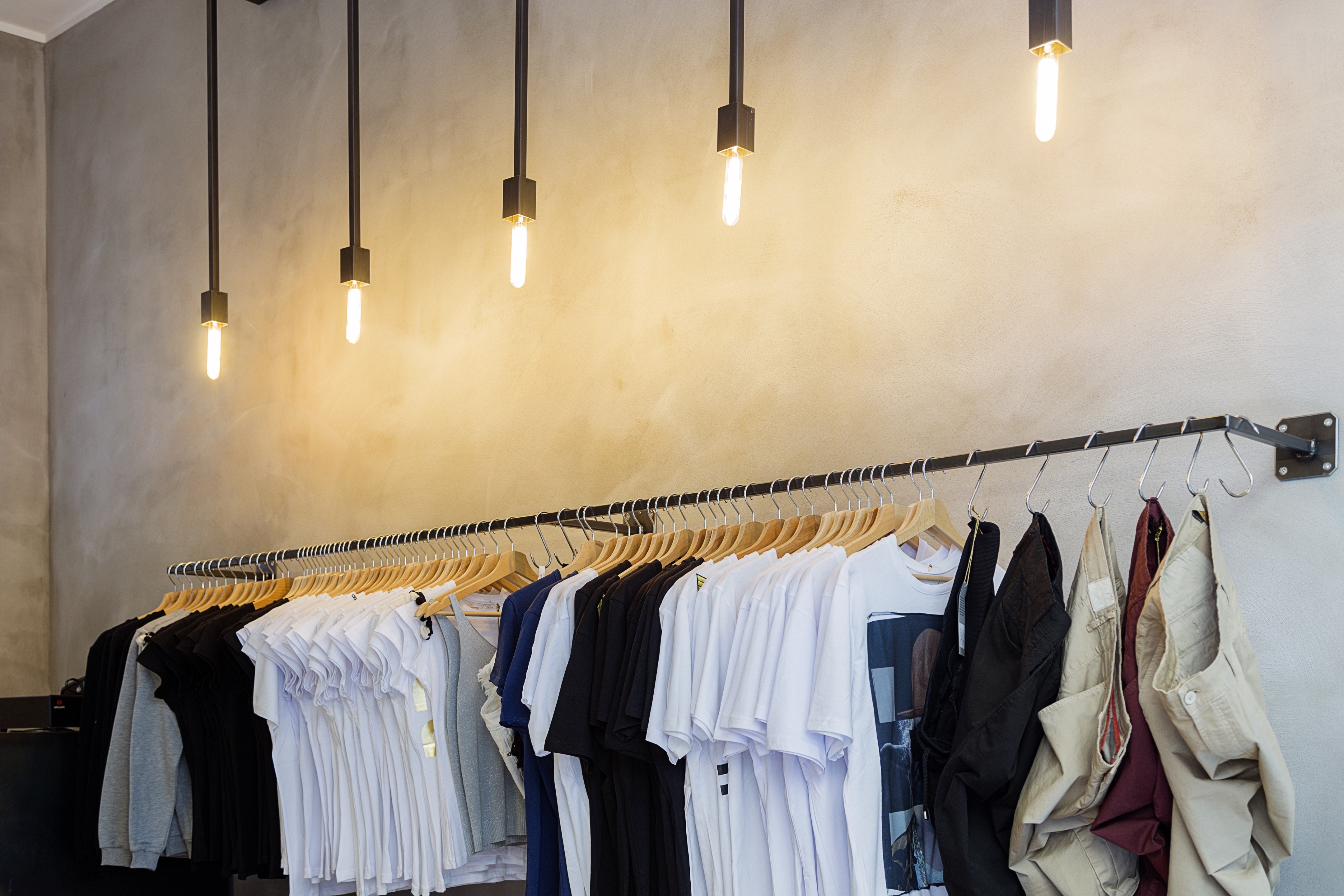 米兰 Forward 商店 | 精致细节展现极简和谐空间-1