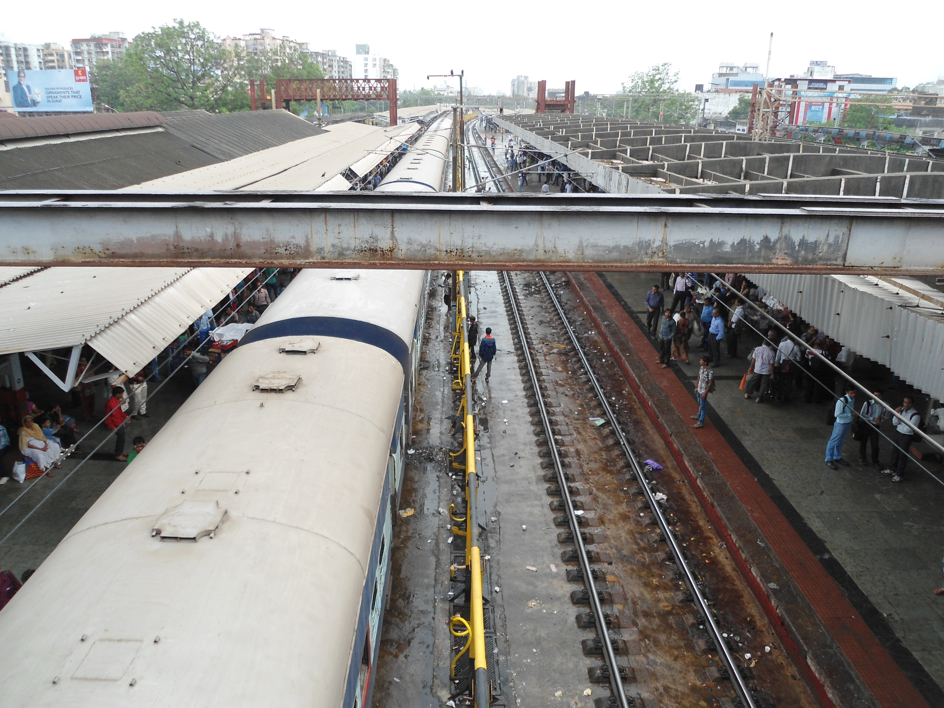 苏拉特市火车站区域的重新设计与再开发-23