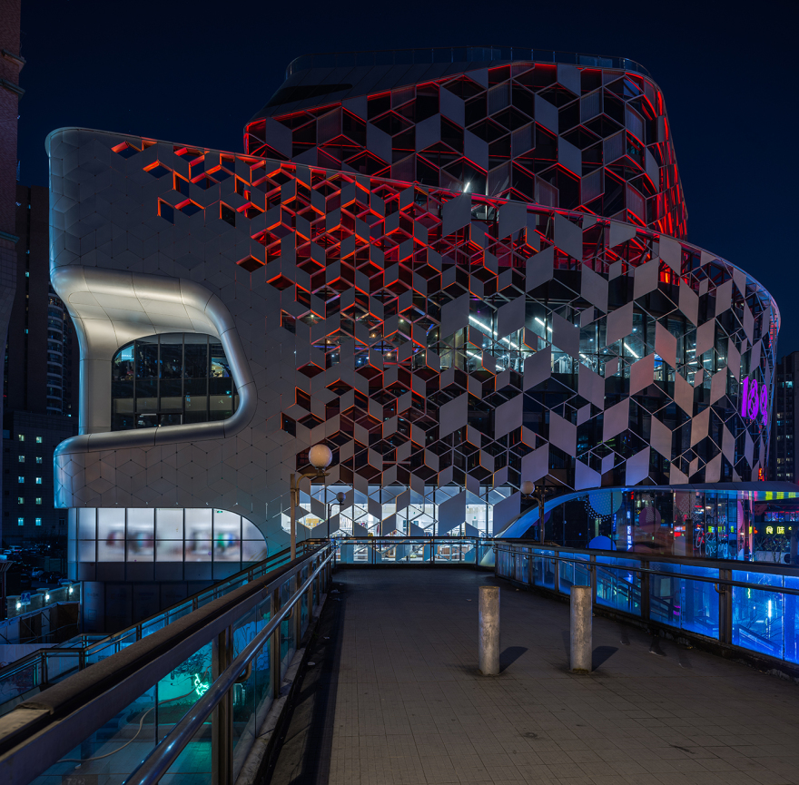 上海 Lane189 购物商场 | 阿格·利希特联手联合国工作室打造光之殿堂-0