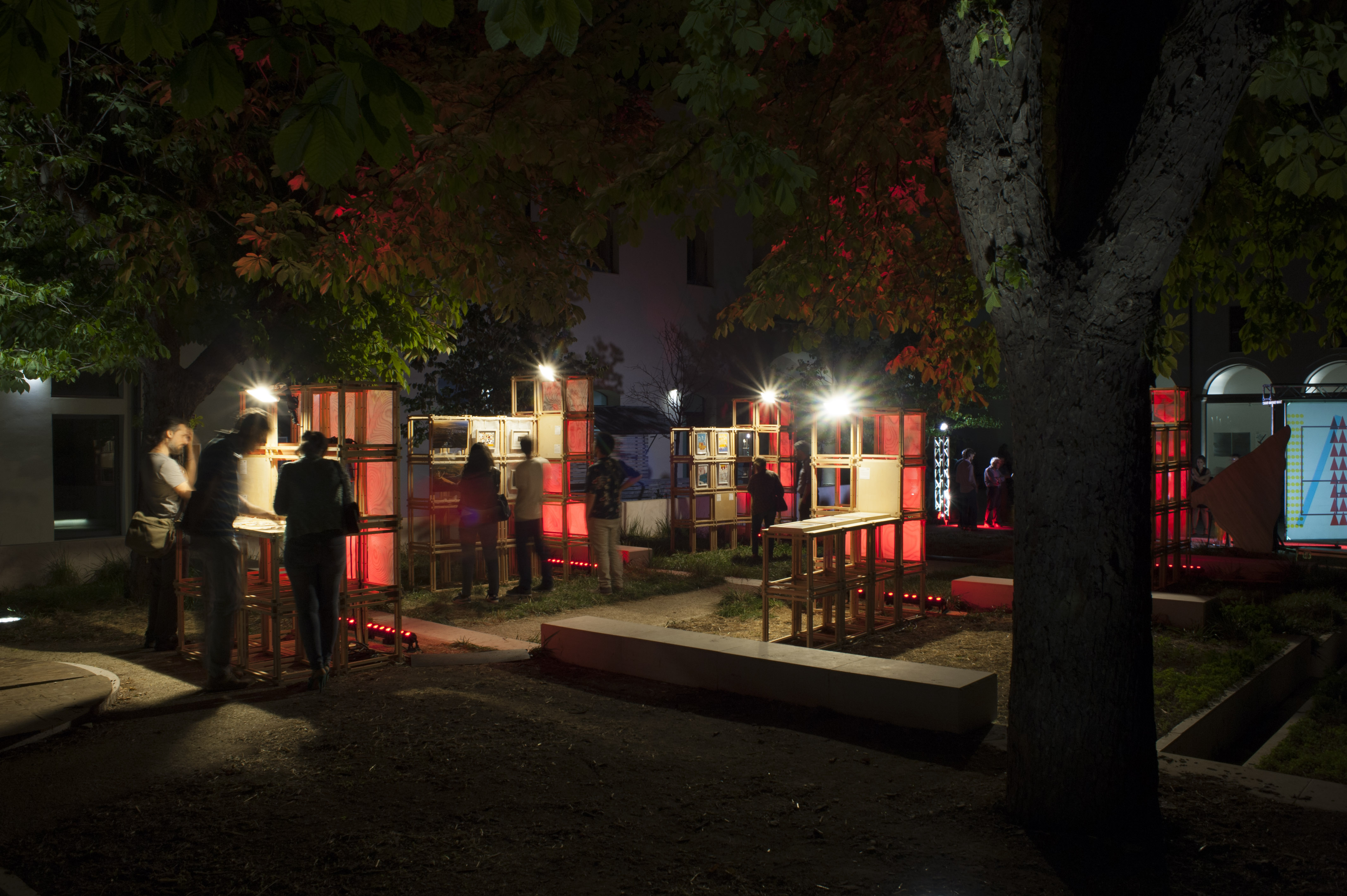 Close 空间艺术装置-29