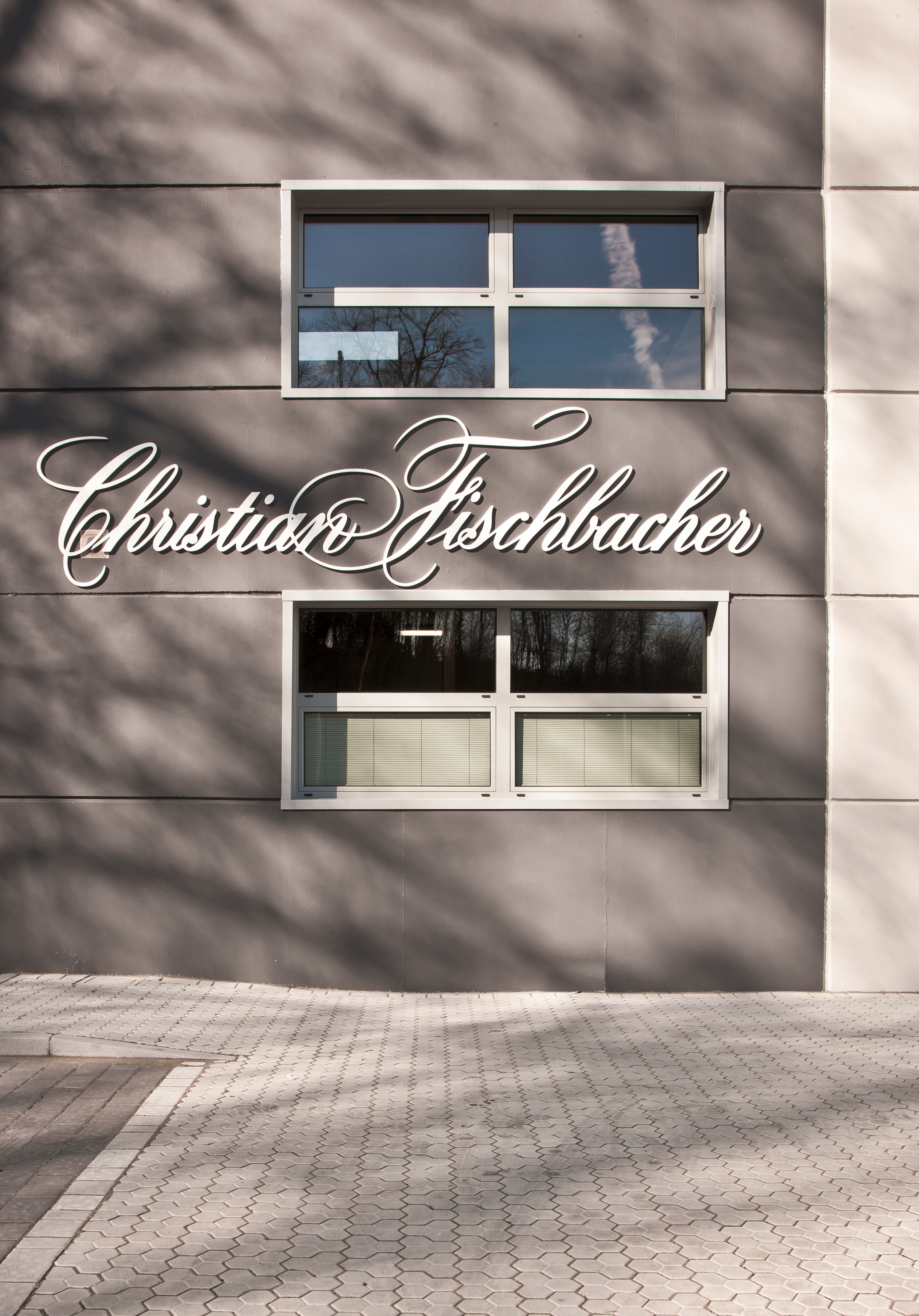 2011 年完成的 Fischbacher 总部室内设计-0