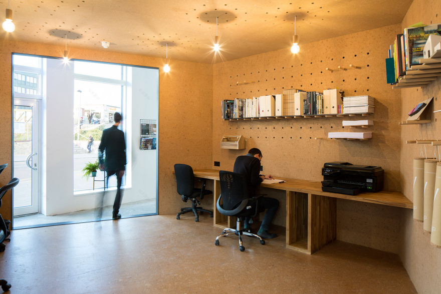 伦敦建筑工作室打造软木吊舱空间 灵活多变创意无限-11