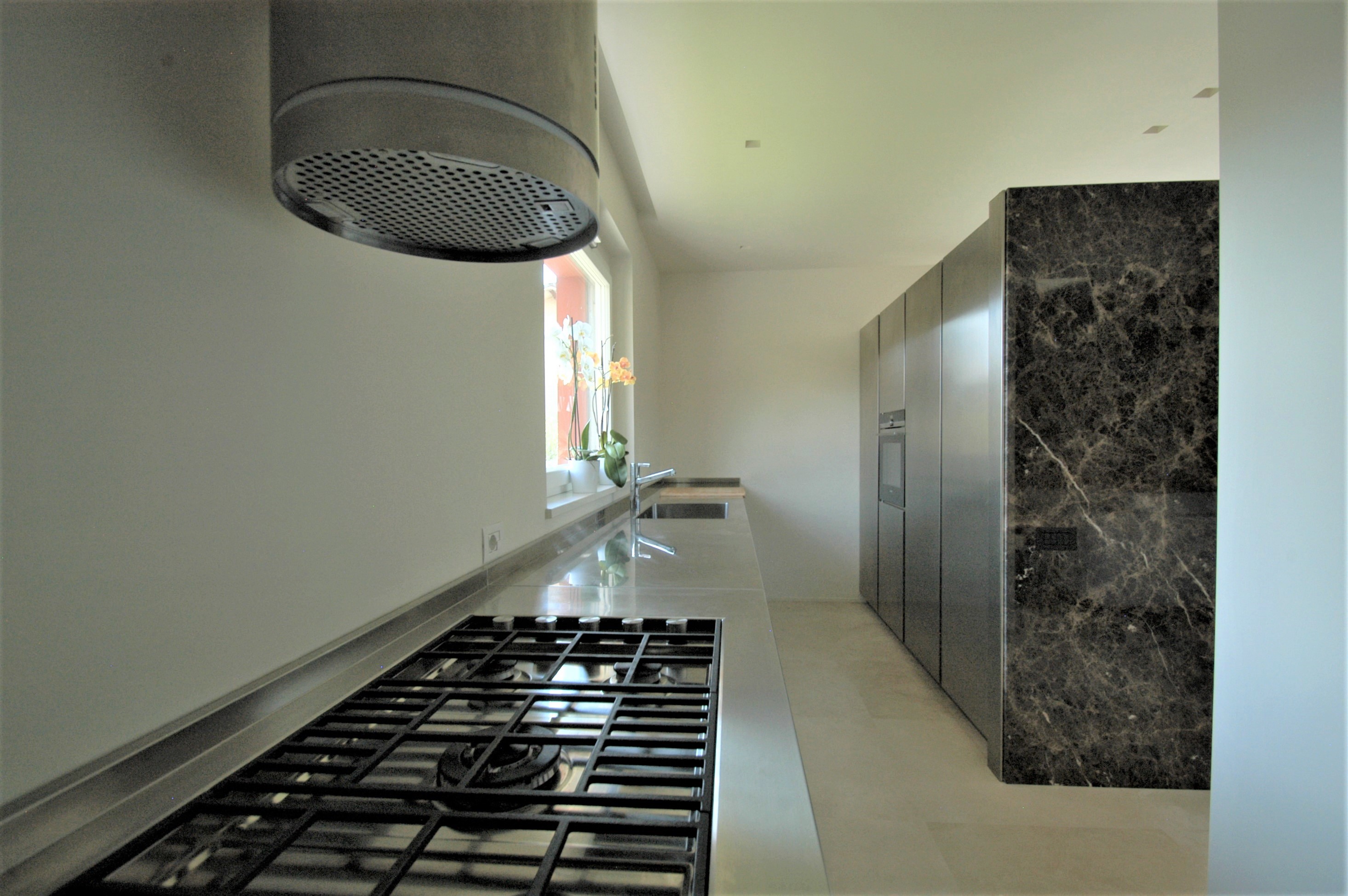 带天窗的别墅-2