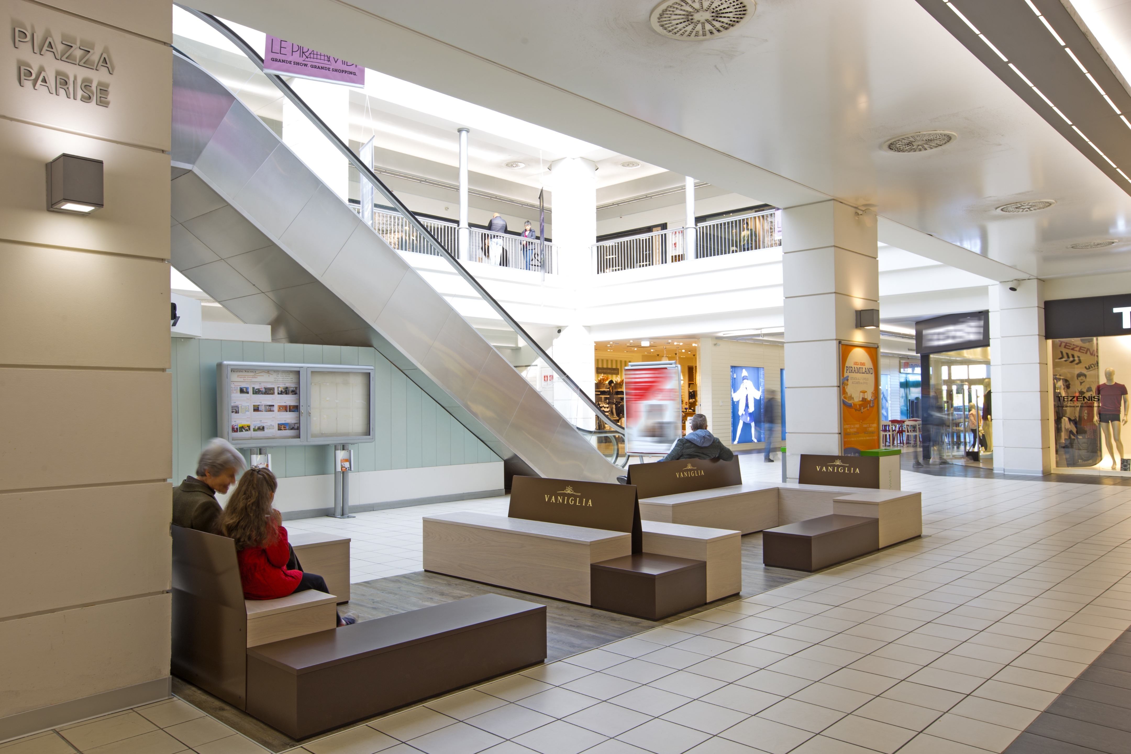 2017 年完成的 VANIGLIA Gelaterie 室内设计案例-4