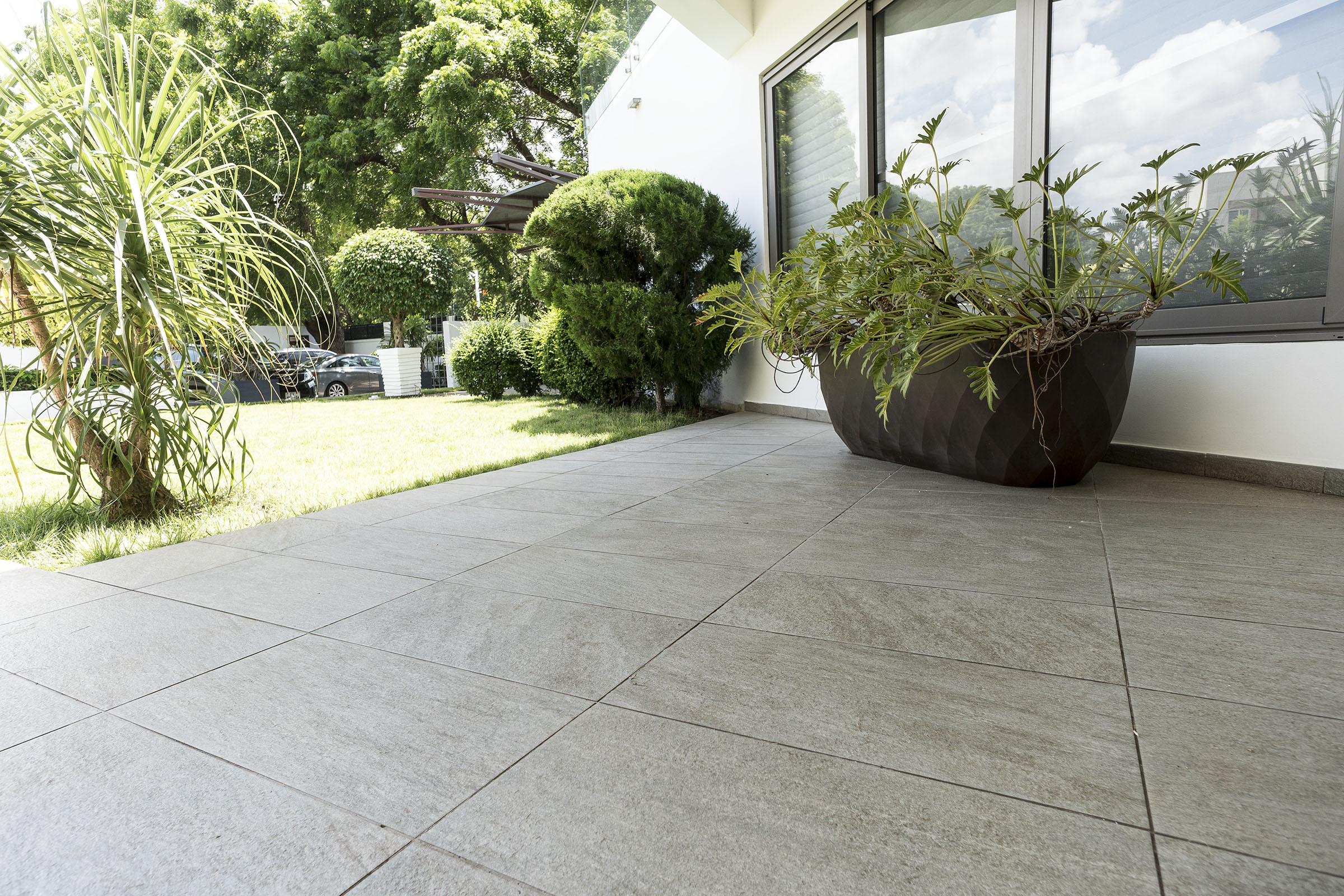 Cantonments’House 梦幻私人住宅,意大利风格与高品质材料的完美结合-23