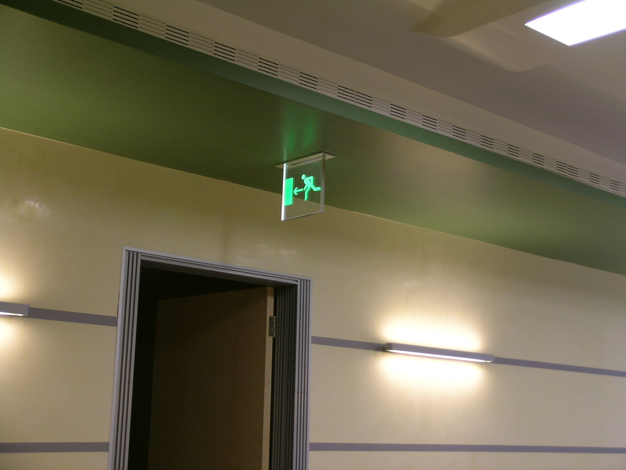 博洛尼亚 CNA 塔楼新入口室内设计-34