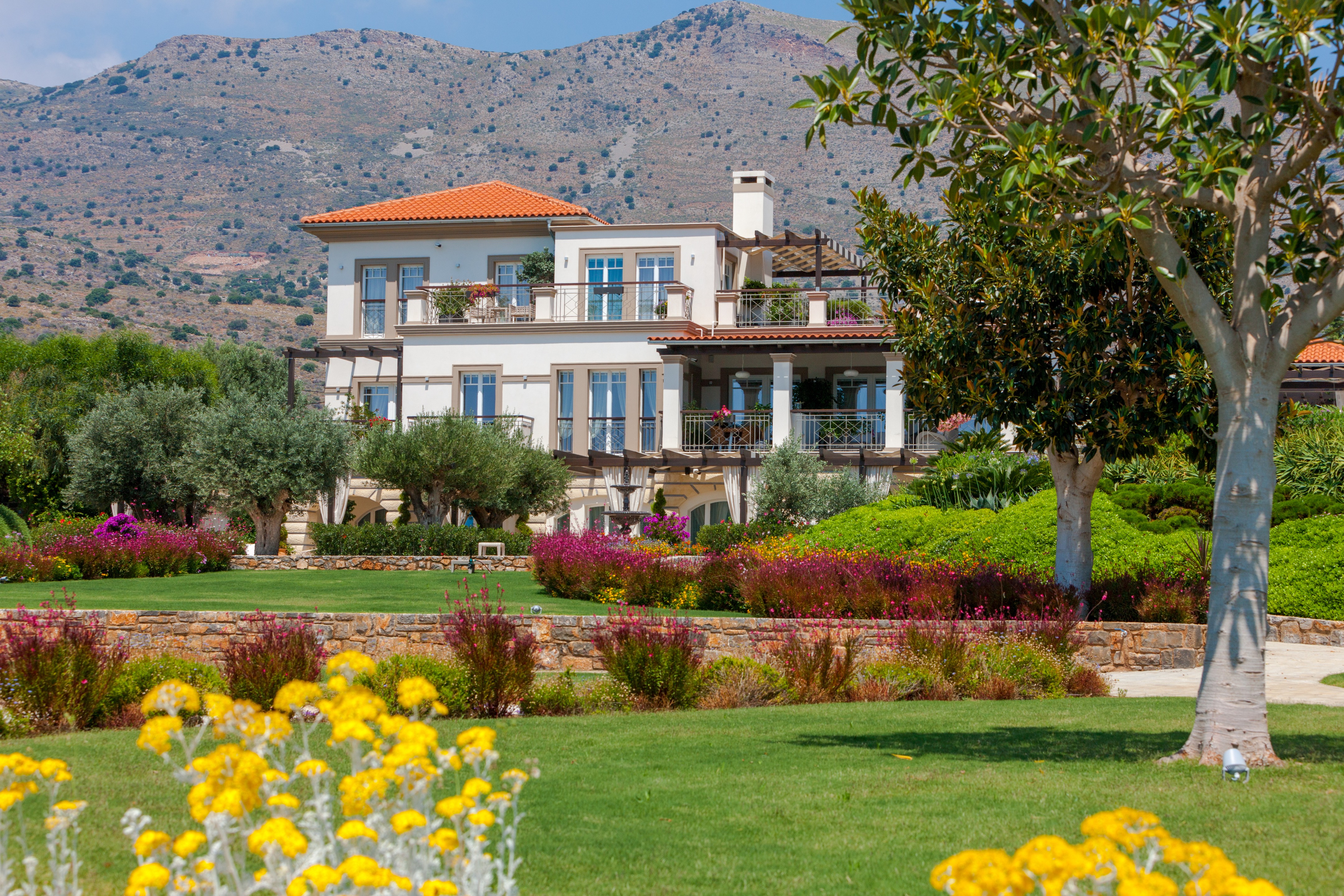 地中海风情别墅，打造优雅度假空间-0