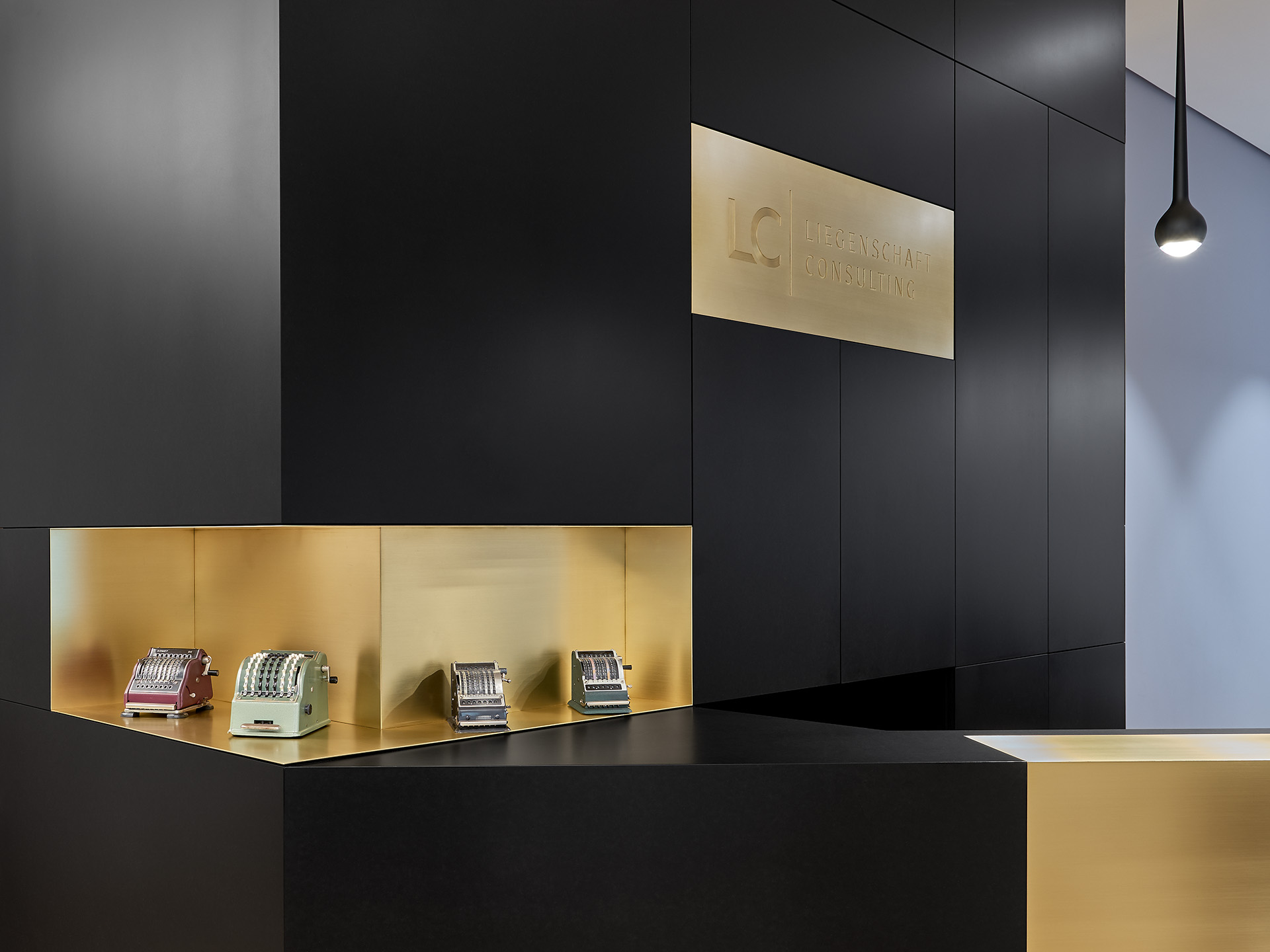 历史与现代交融的办公空间设计-2