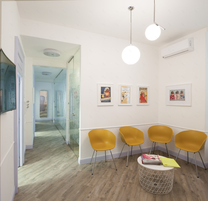 历史建筑中的现代牙科工作室-19