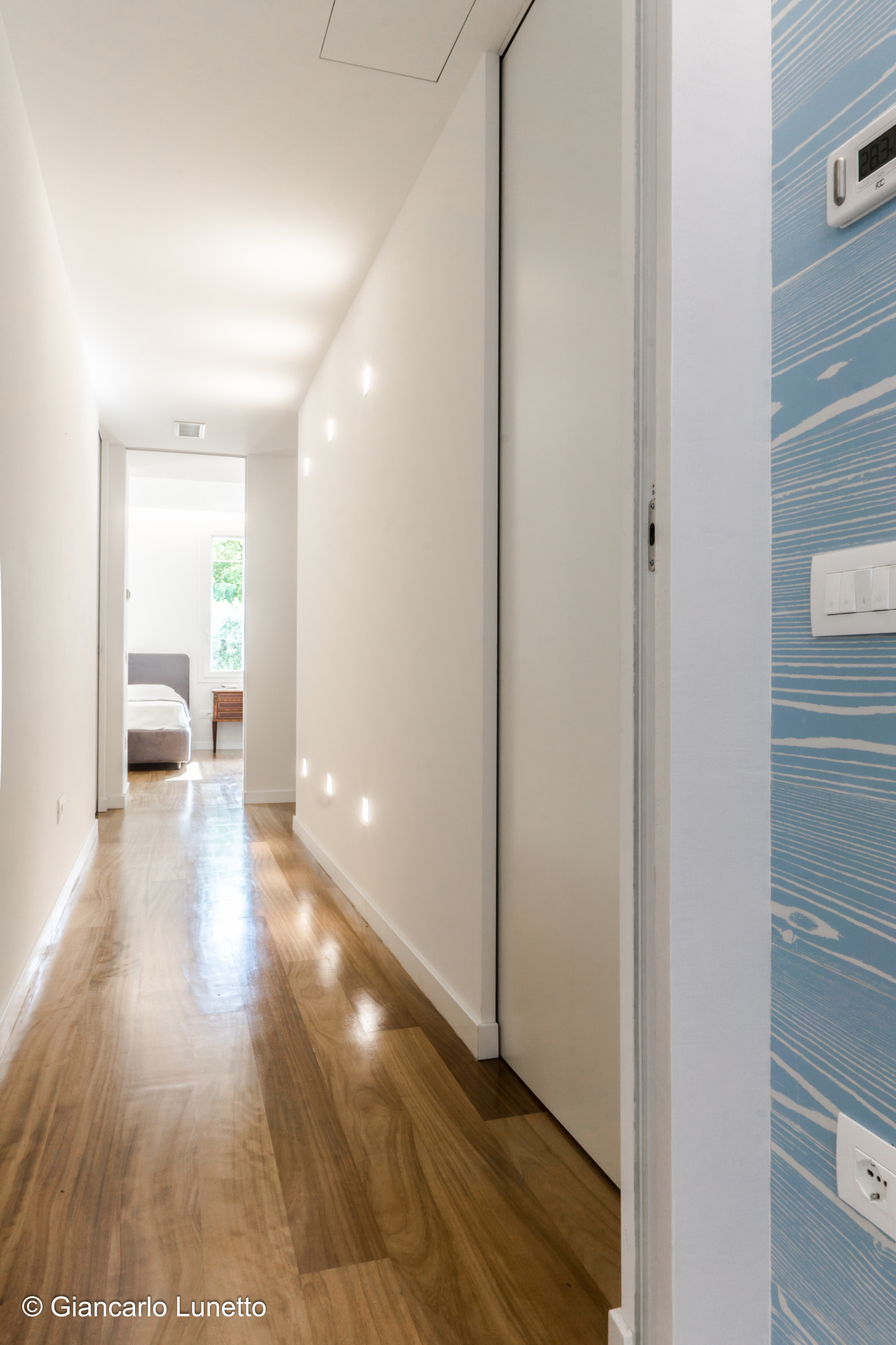 乡村 70 年代老宅翻新，现代家庭生活空间-53