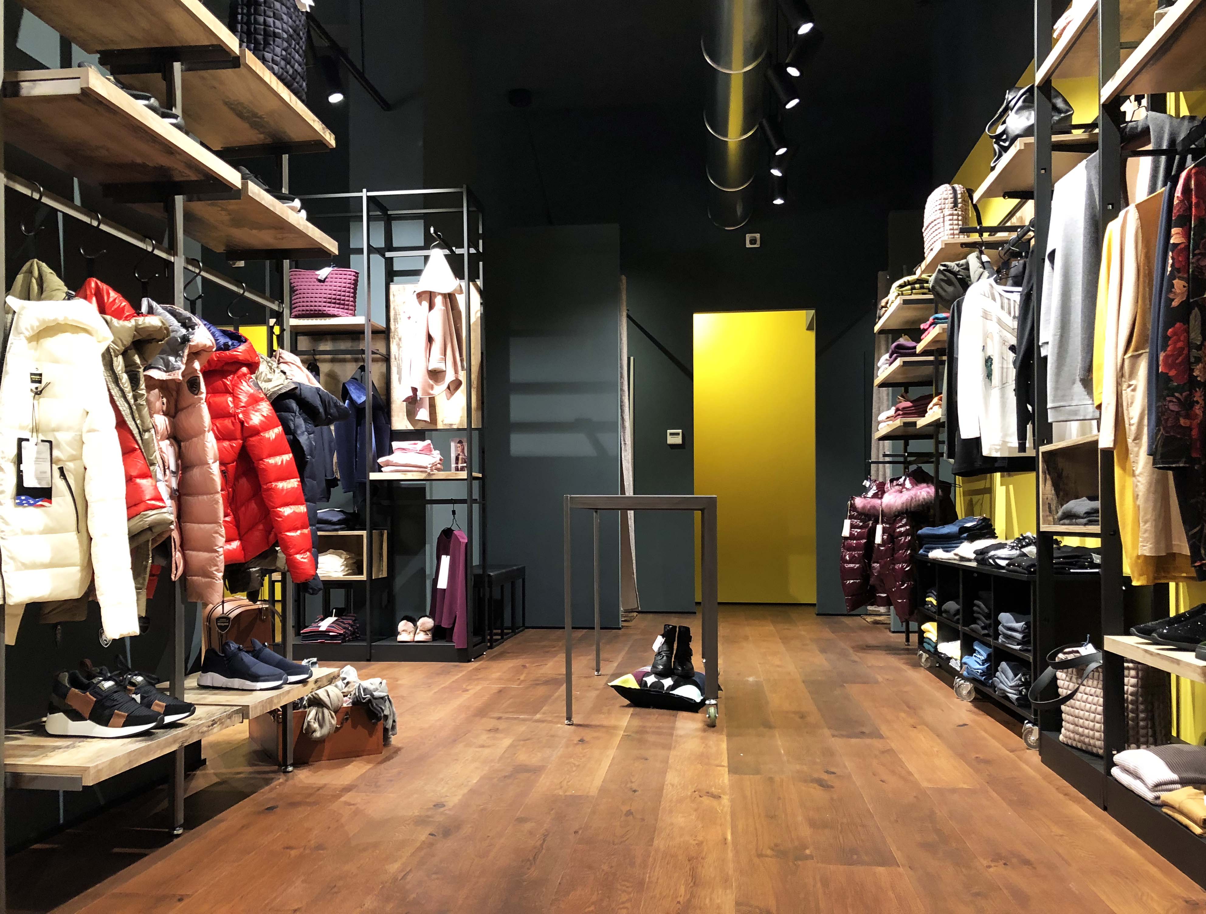 Scandiffio Dresswear 商店设计-10