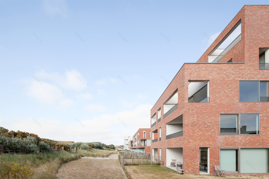 比利时奥斯坦德前军事医院改建住宅区-11