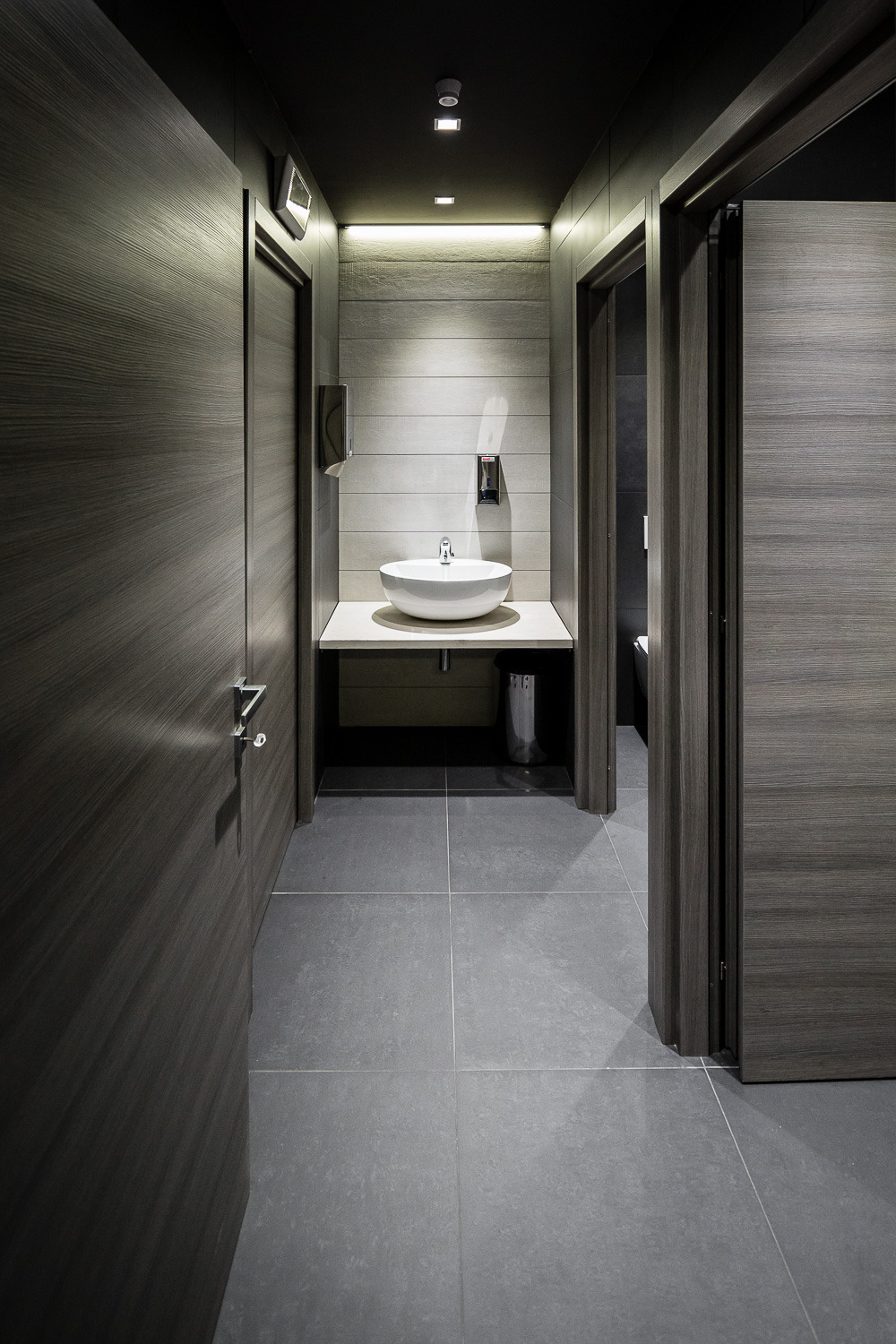 Ventunogrammi 咖啡厅室内设计案例-15