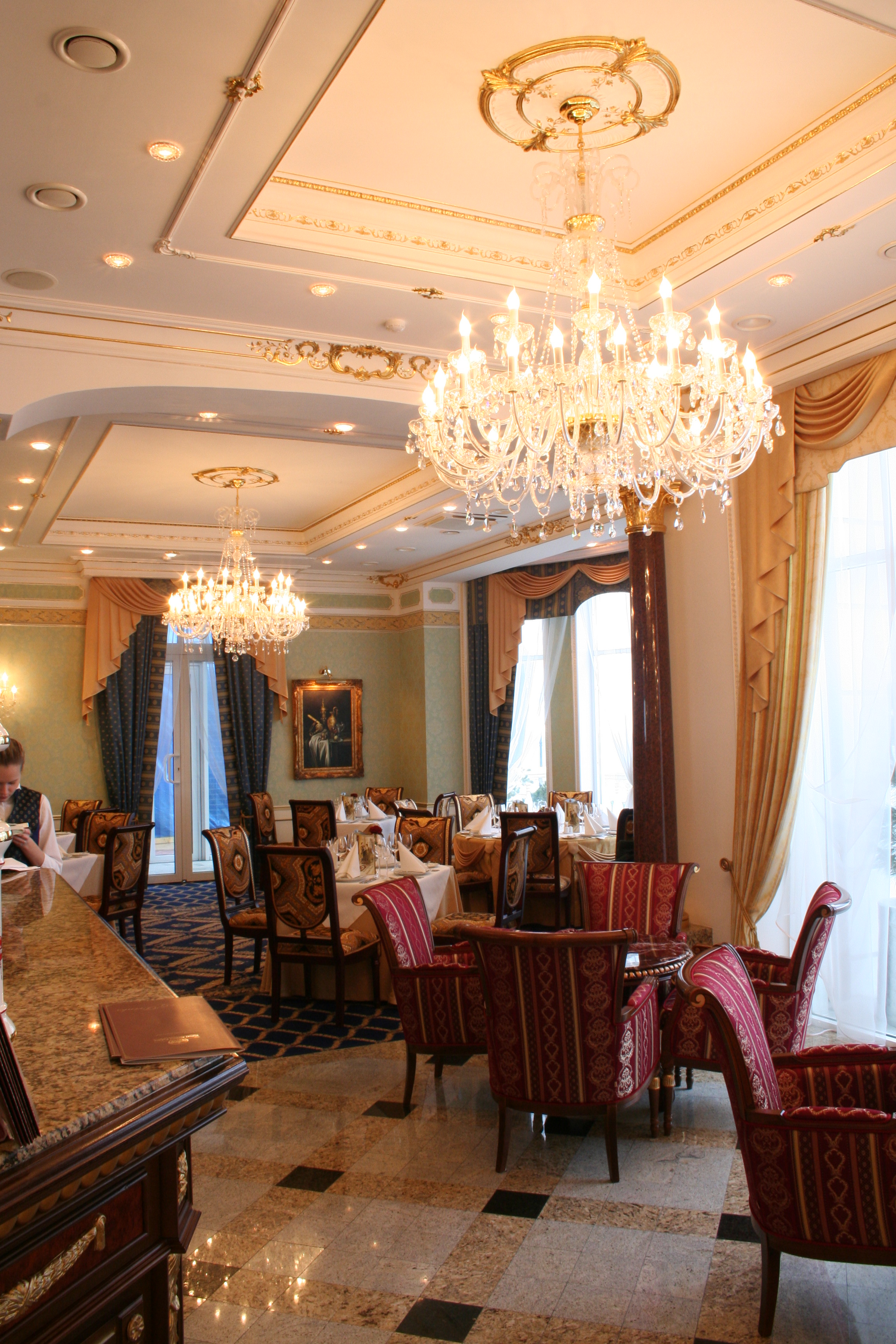 复古奢华酒店设计，营造百年皇家氛围-20