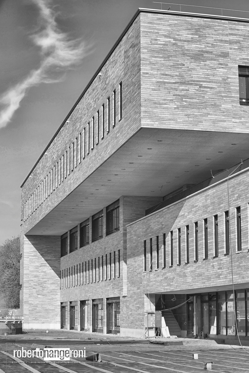 瑞士 Mendrisio 紧急救援中心-4