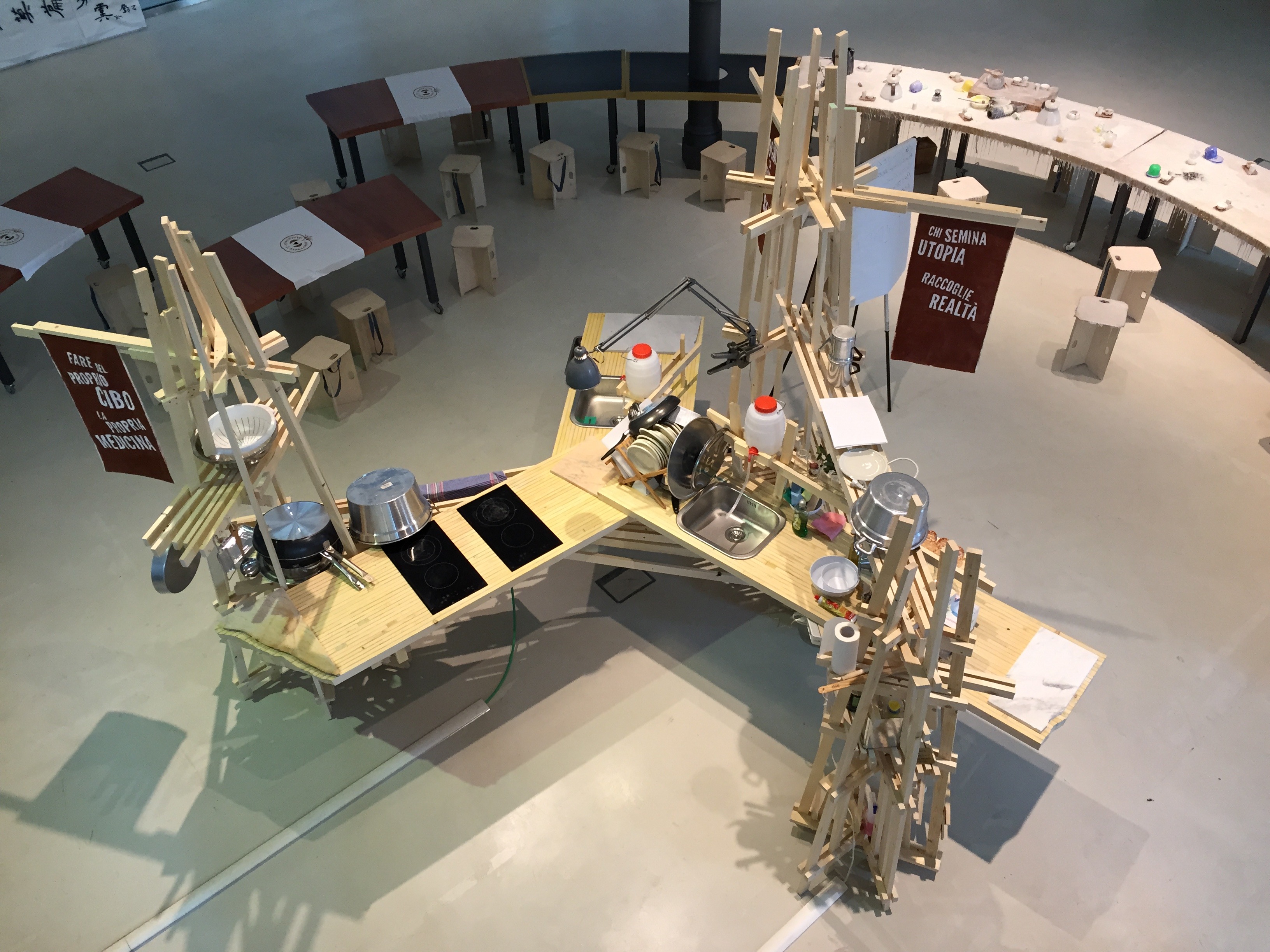 《奇幻果厨》移动厨房，传承地中海食谱，助力移民就业-0