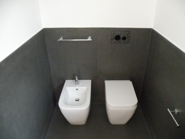 独特三角形地块上的现代别墅设计-17