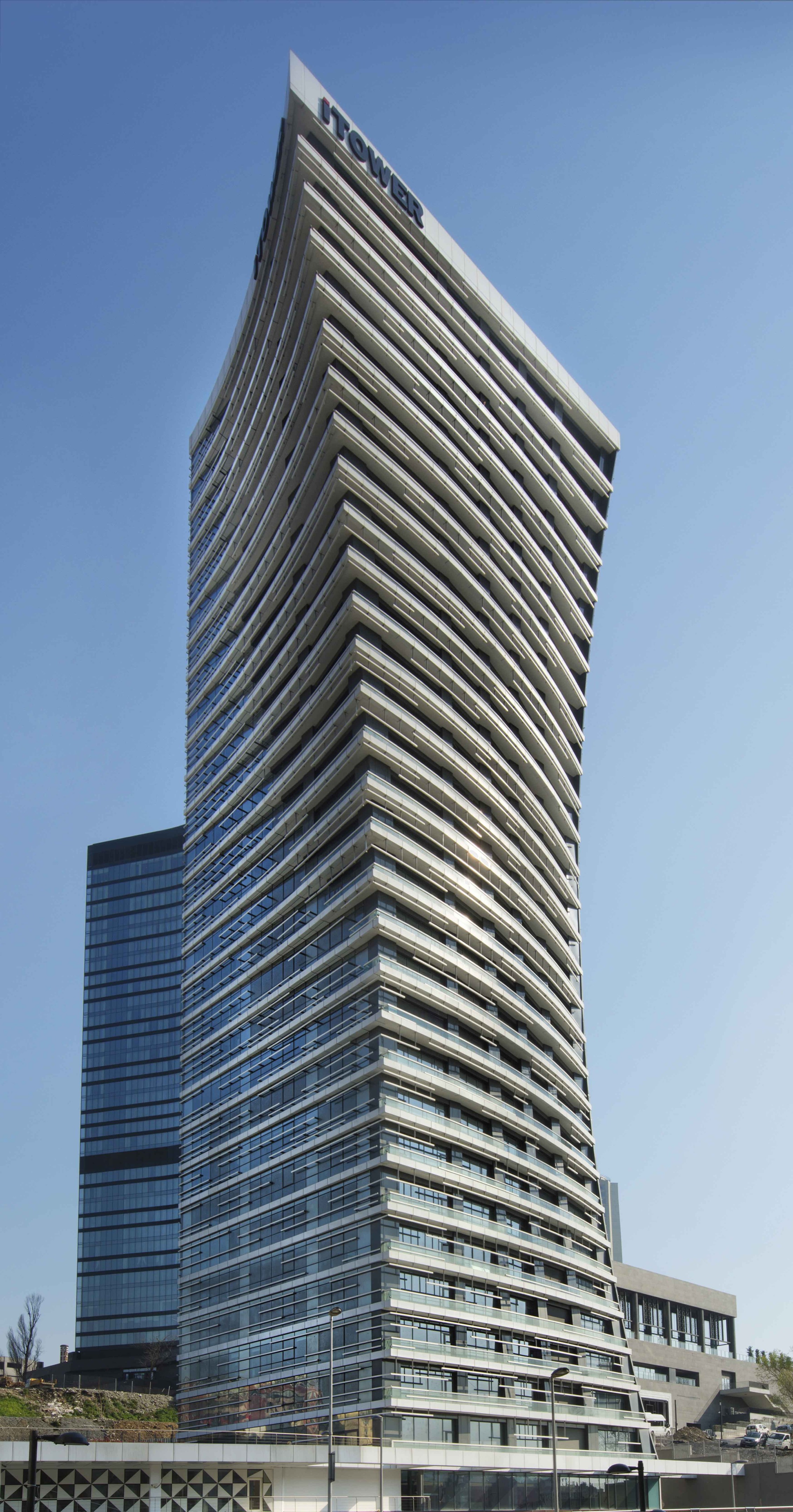 伊斯坦布尔 I-Tower | 集成式办公空间设计-0