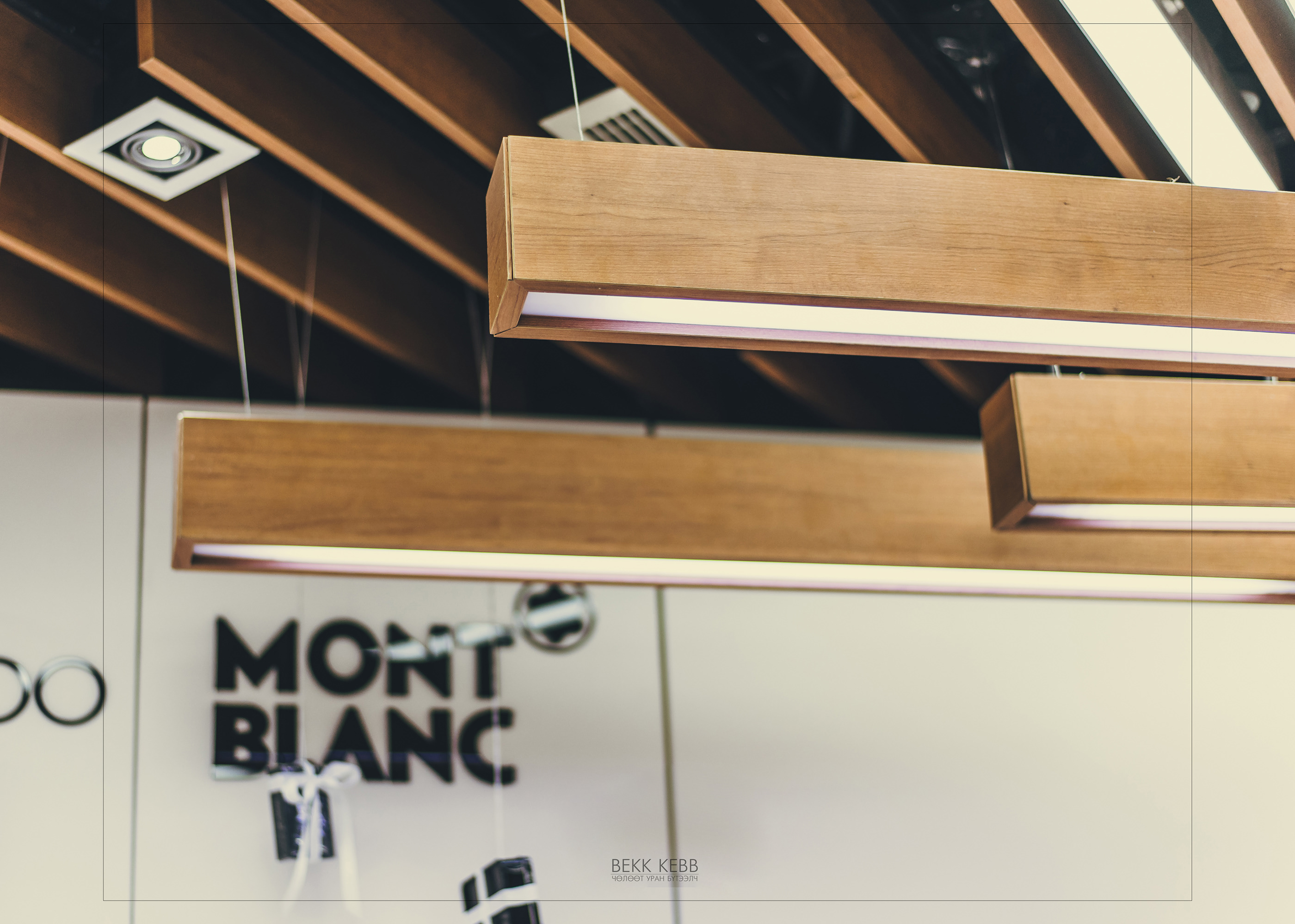 Bishrelt perfume store in Ulaanbaatar Mongolia-4