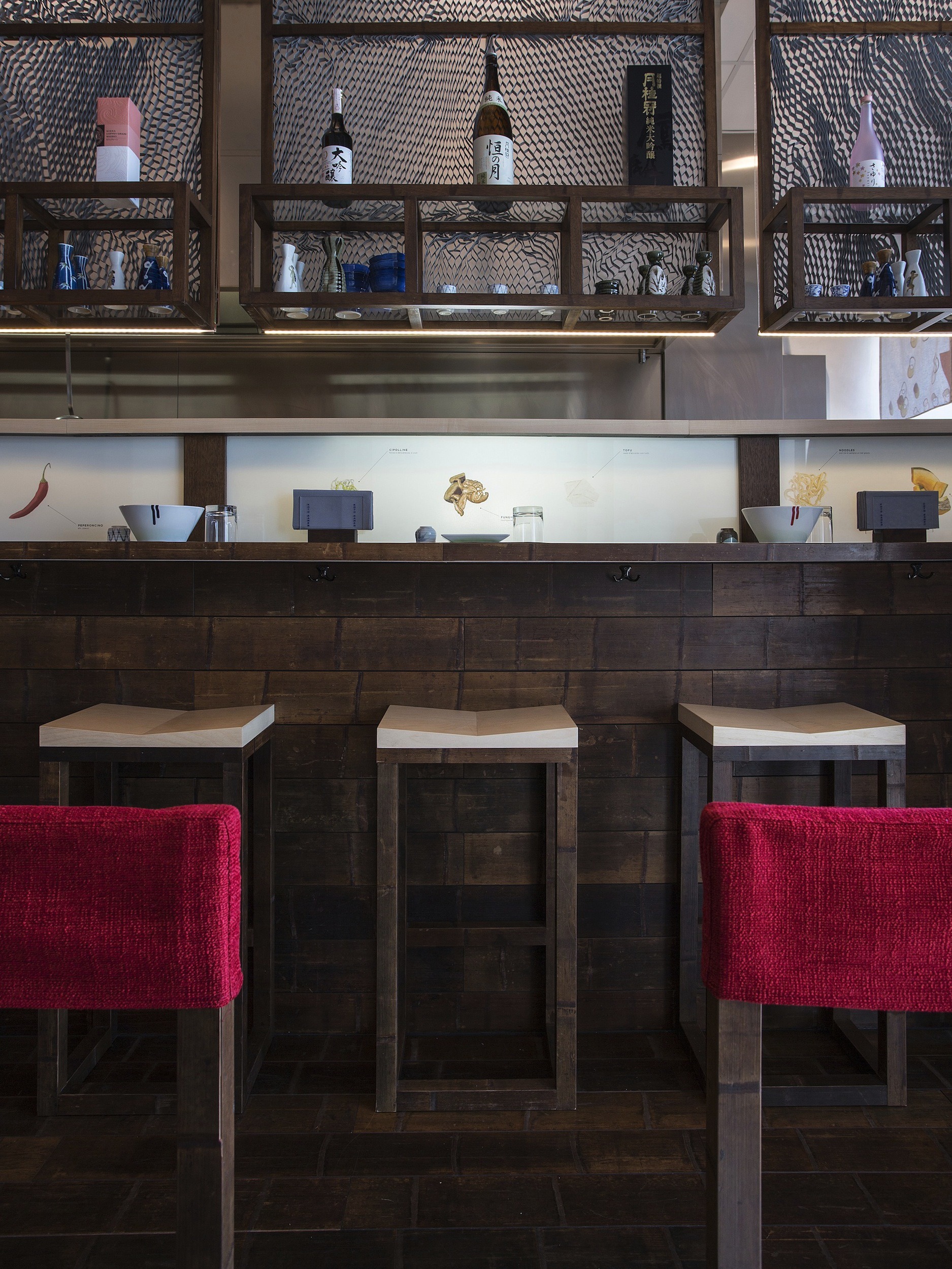 对话传统 | 意日风格共融的 KOTO 拉面餐厅设计-9