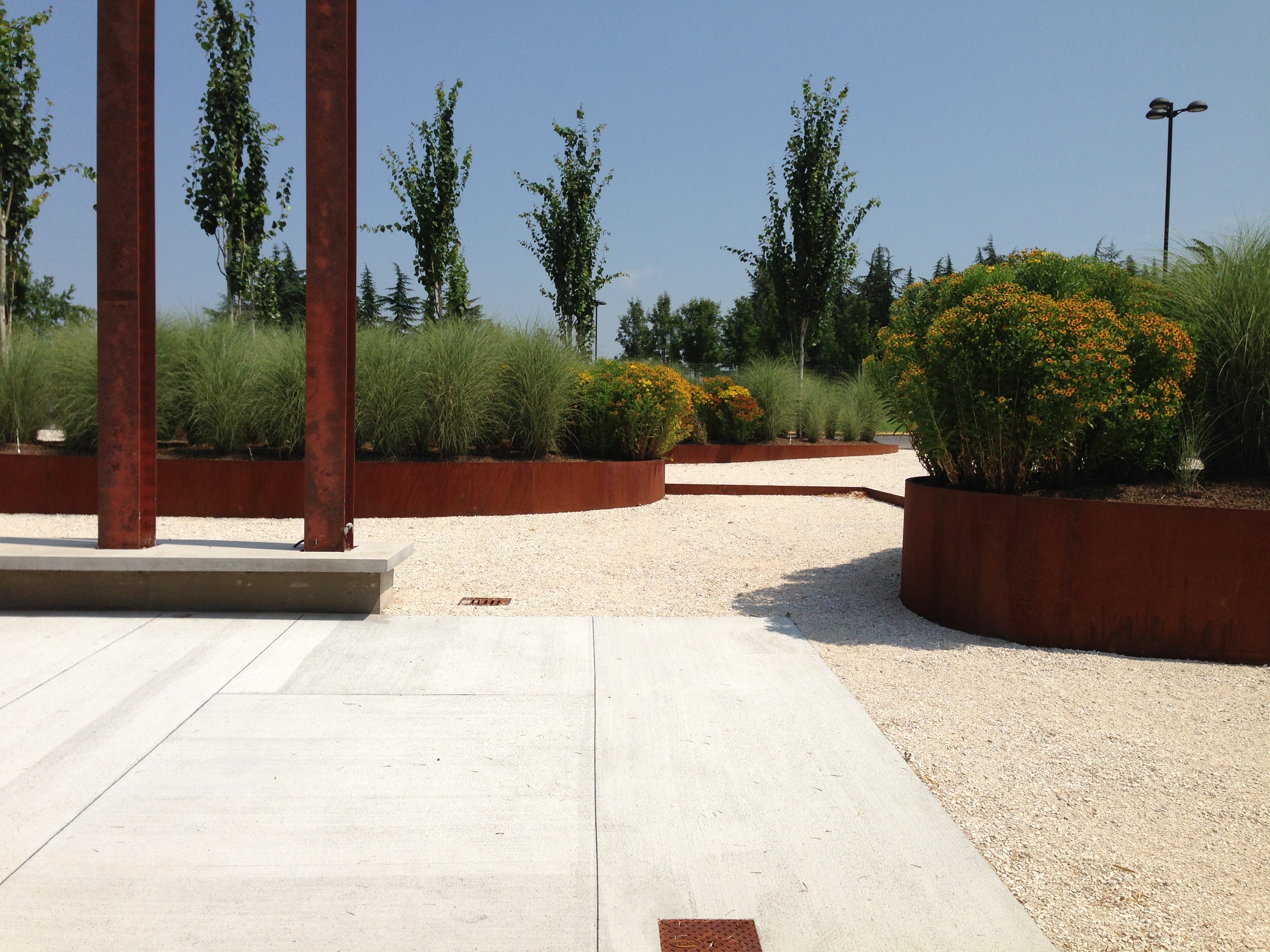 2015 年完成的 Palapa 项目,将工业遗址改造为时尚咖啡馆-27