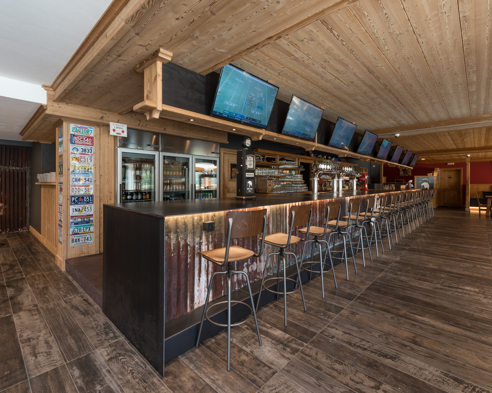 奥利弗美式餐厅-10