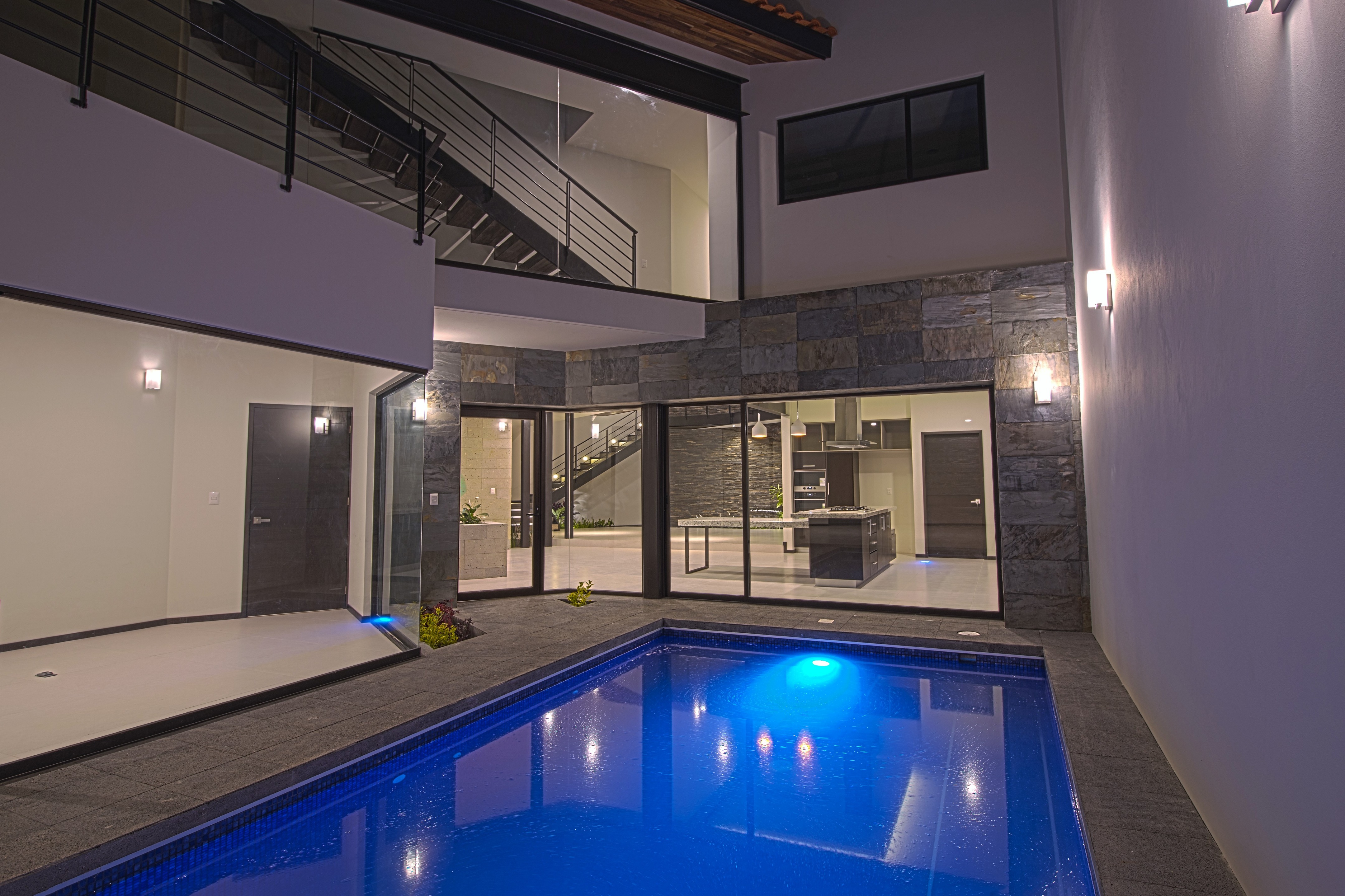 Casa Suarez 现代家庭住宅-27