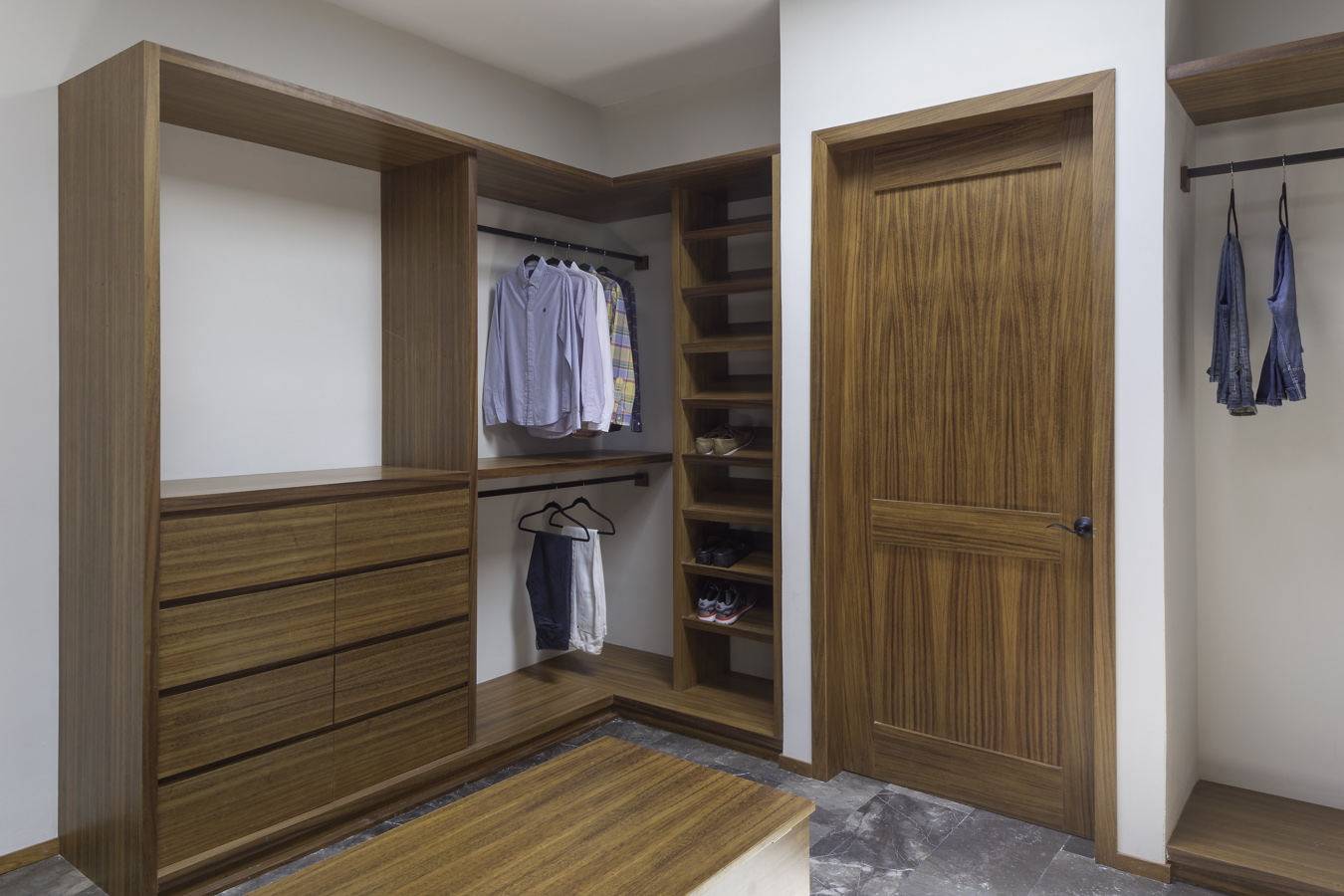 佩利卡诺斯 42 号私人住宅 极简风格设计-16