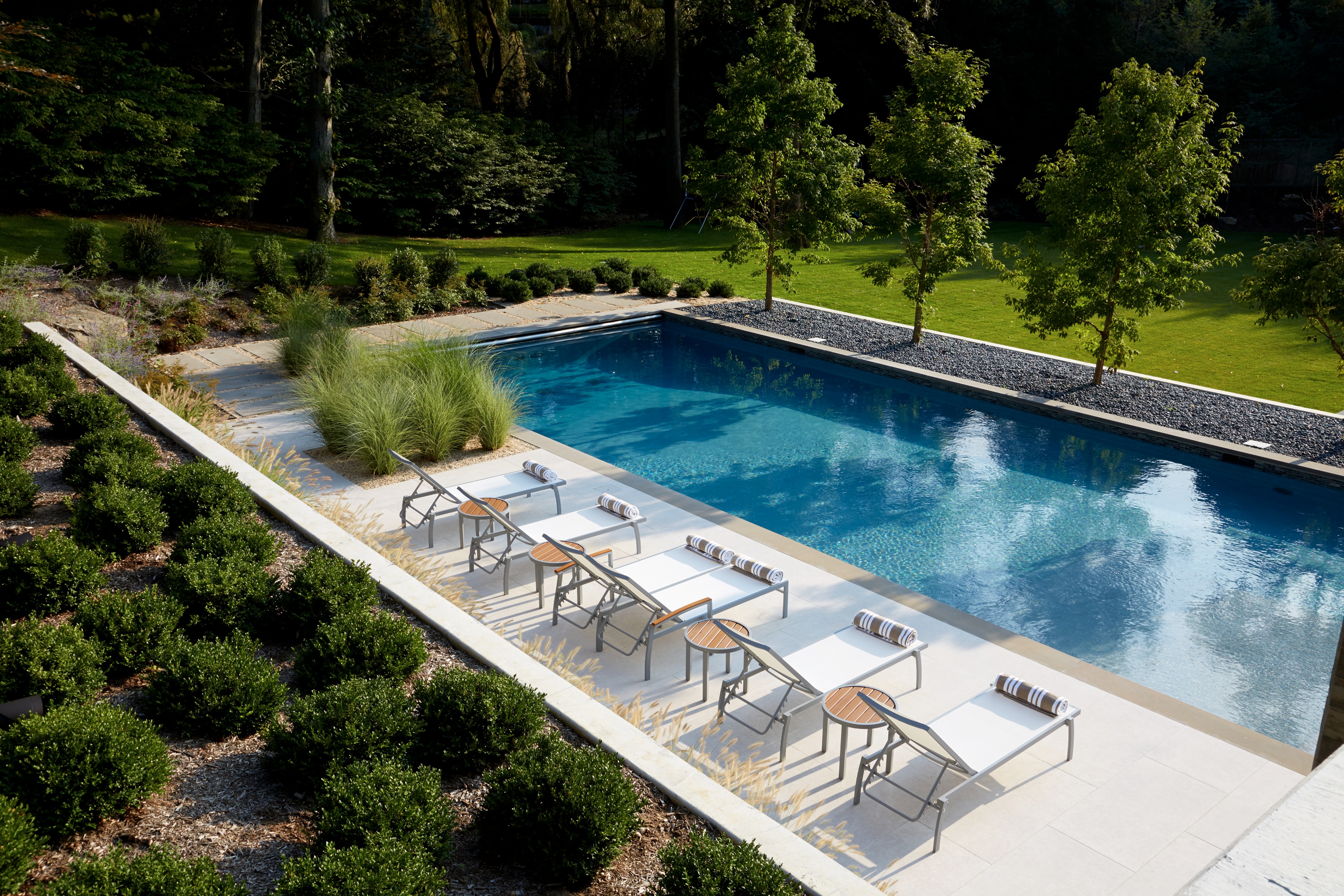 绿意环绕的沙斯ポイント泳池小屋-3