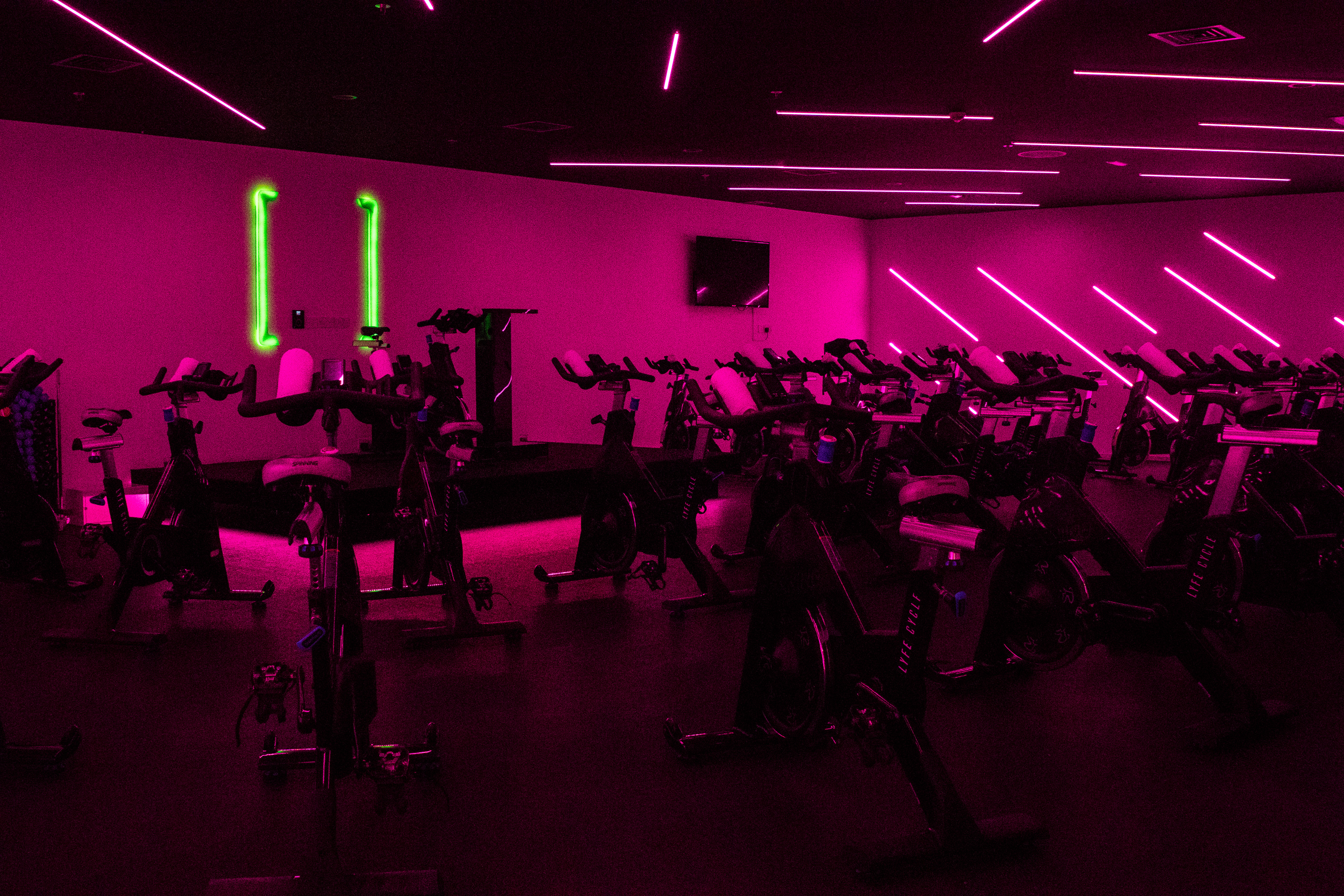 2017 年完成的运动中心设计案例-7