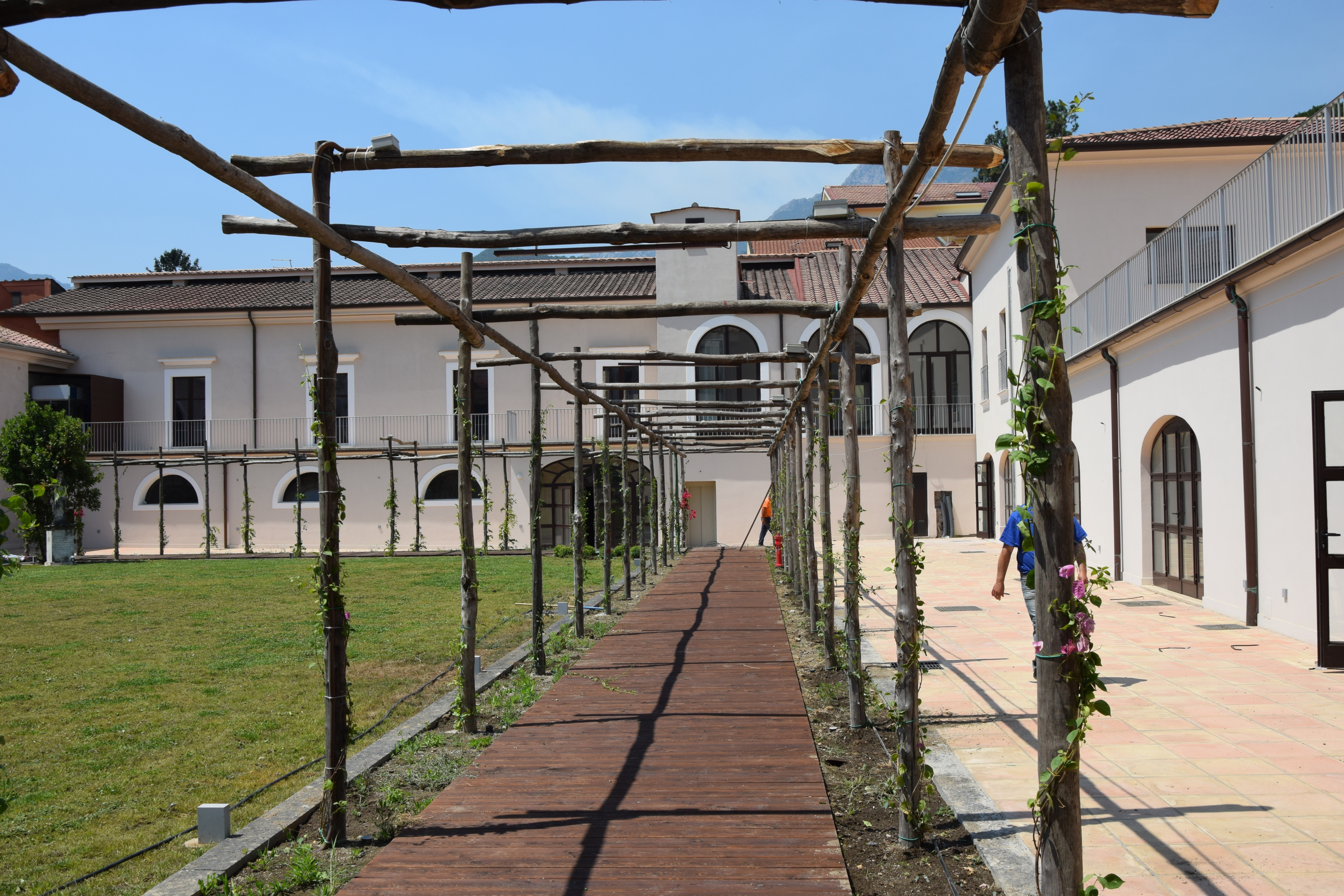 意大利古老修道院焕新颜,文化复兴之光照耀千年遗址-0