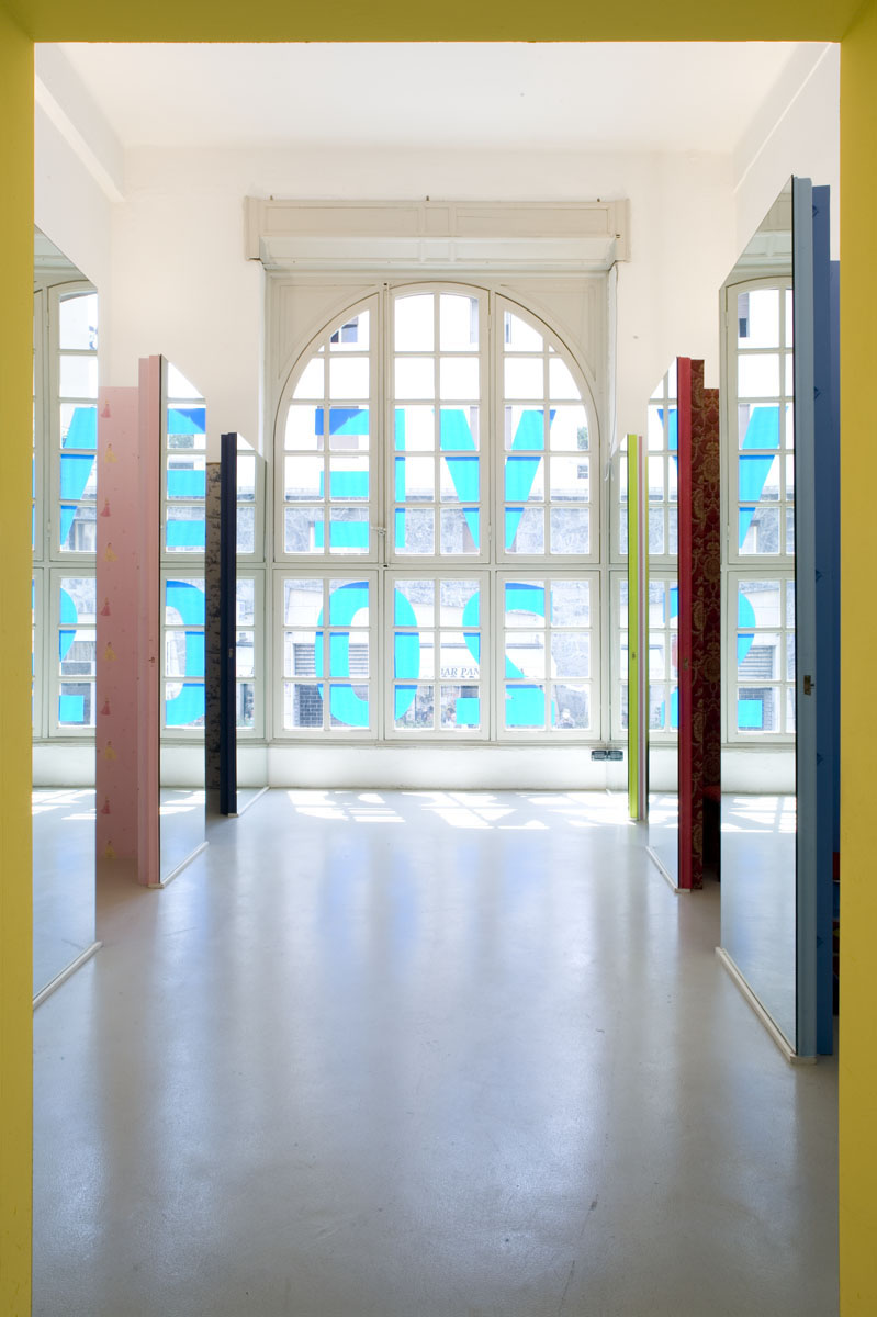 VE-20 时尚店铺，工业风中的历史细节-8