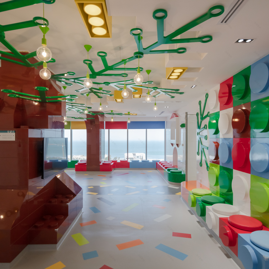 乐高主题儿童牙科诊所,打造奇幻诊疗空间-4