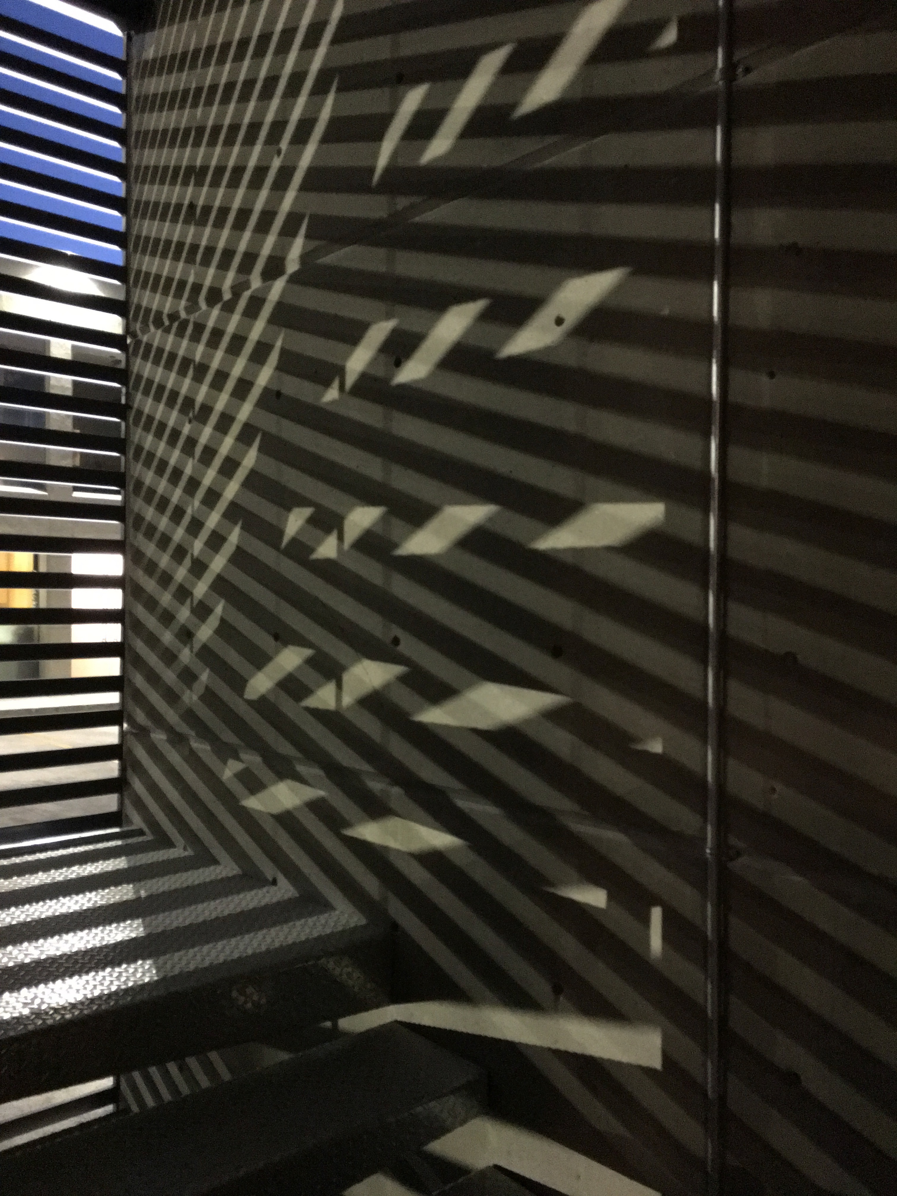 2016 年完工的线性办公空间-3