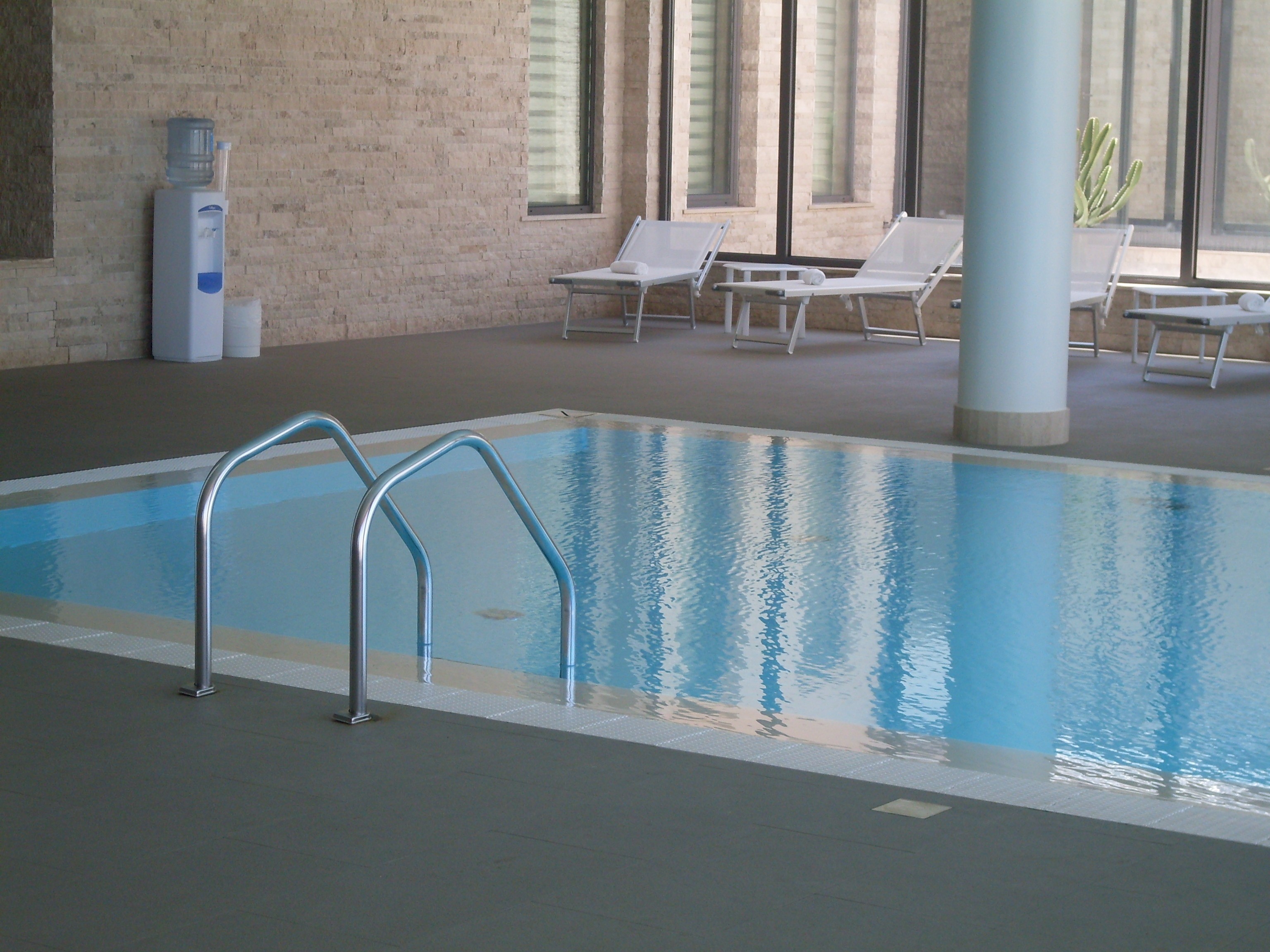 混凝土之韵 | 度假酒店泳池与海水疗法设计-13