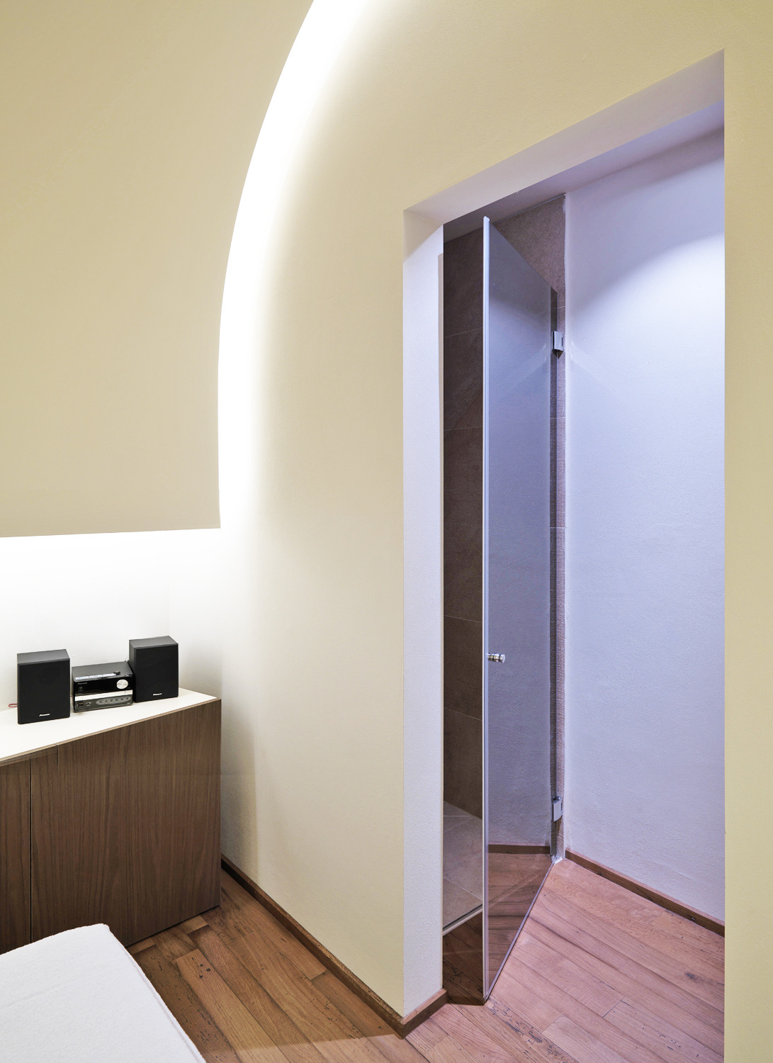 博尔戈卡多内加-1