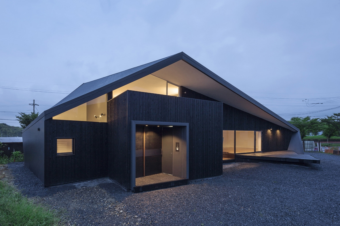 大宅院的绿意生活·家庭住宅设计-14