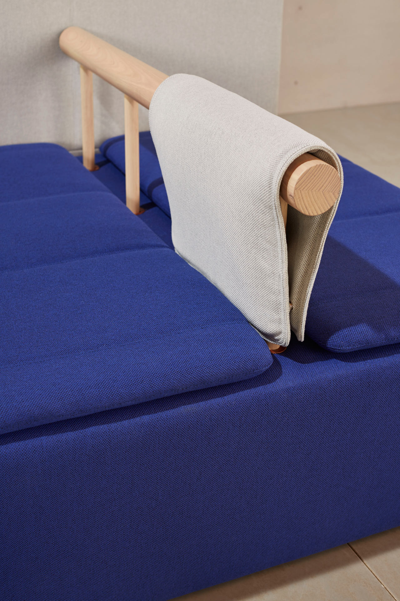 Schiavello 与 Gavin Harris 打造互动式家具“Toku”系列-9