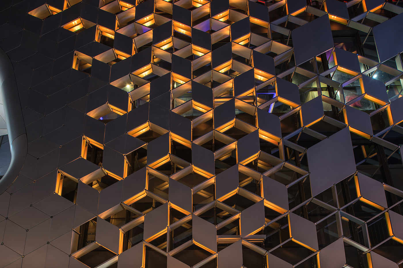 上海 Lane189 购物商场 | 阿格·利希特联手联合国工作室打造光之殿堂-5