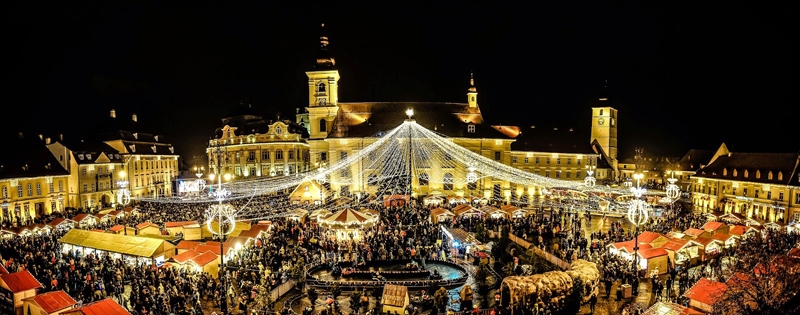 [购物中心] 欧洲圣诞市场的一片喜庆-4