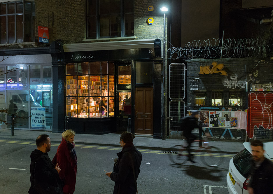 伦敦奇幻图书馆,纸质书的新生-27