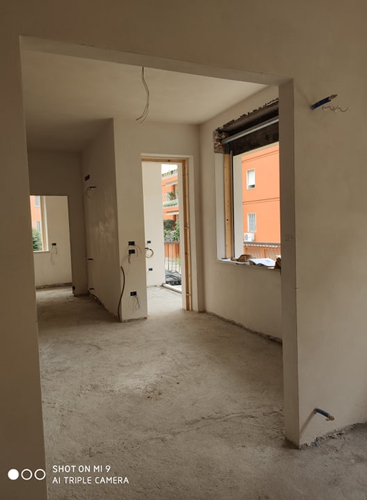 独特的色彩搭配与环保材料打造的意大利公寓-25