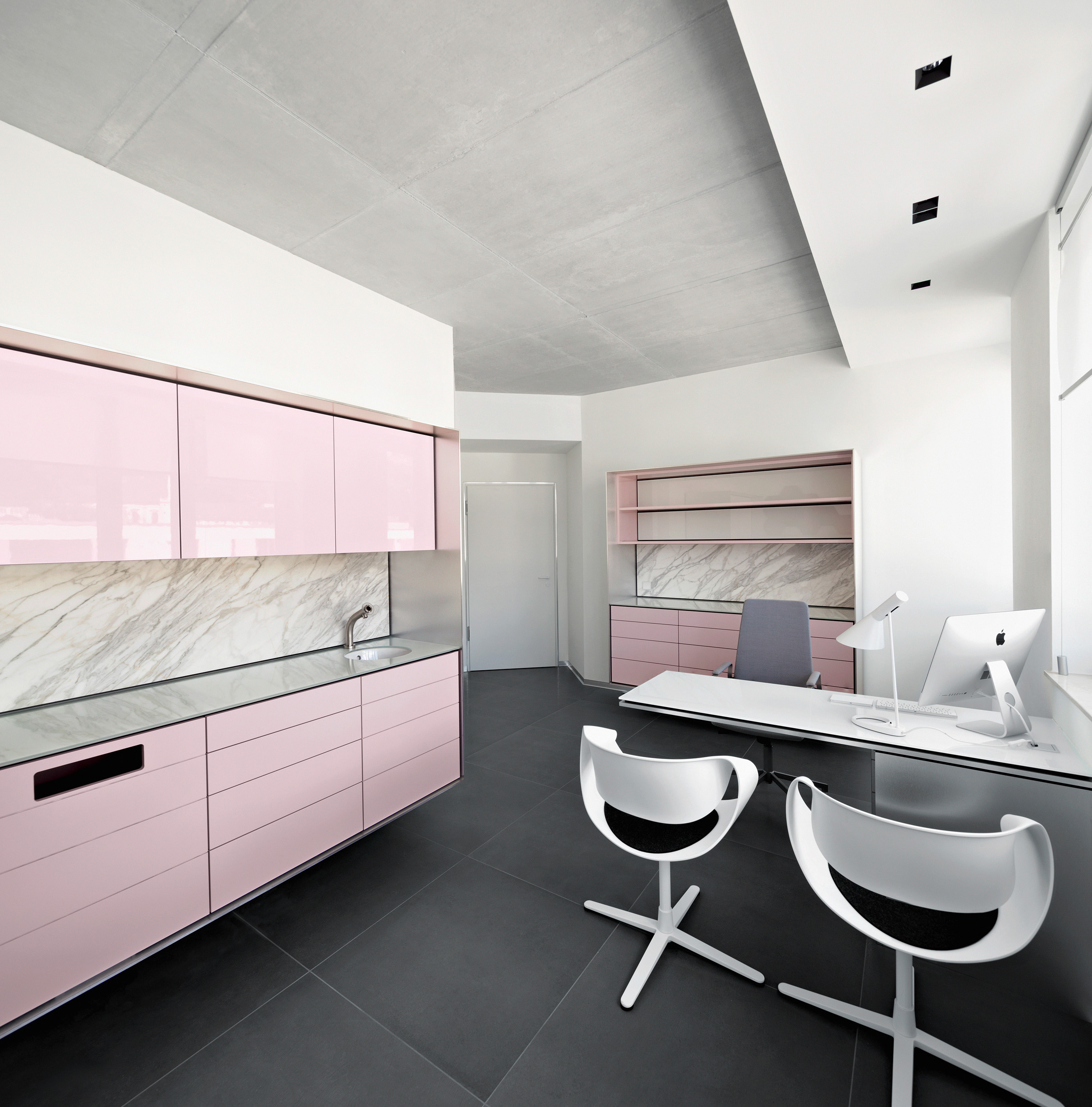 德国 Altmühltal Skin and Laser Center 室内设计-13