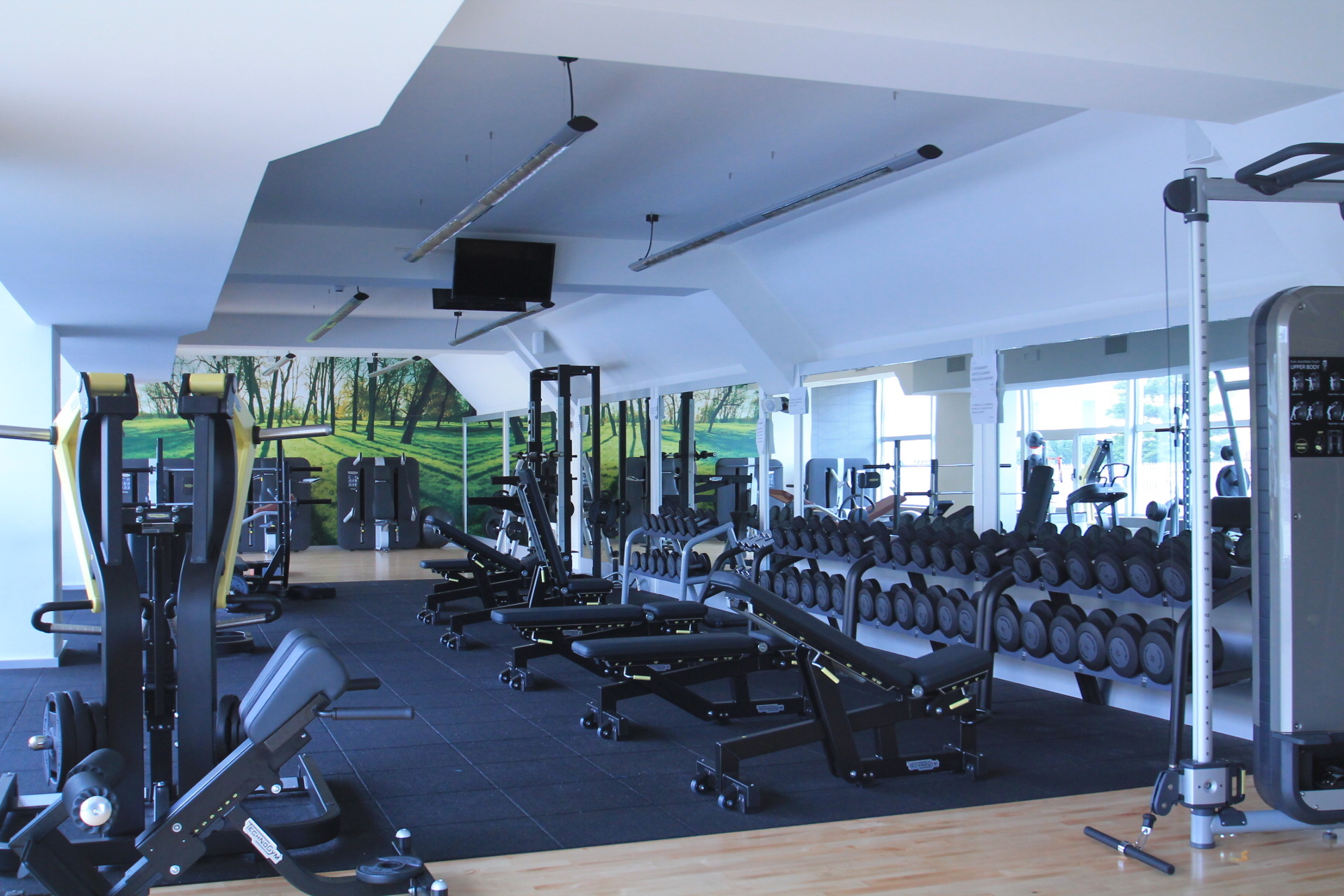 瑞费尔中央健康中心-12