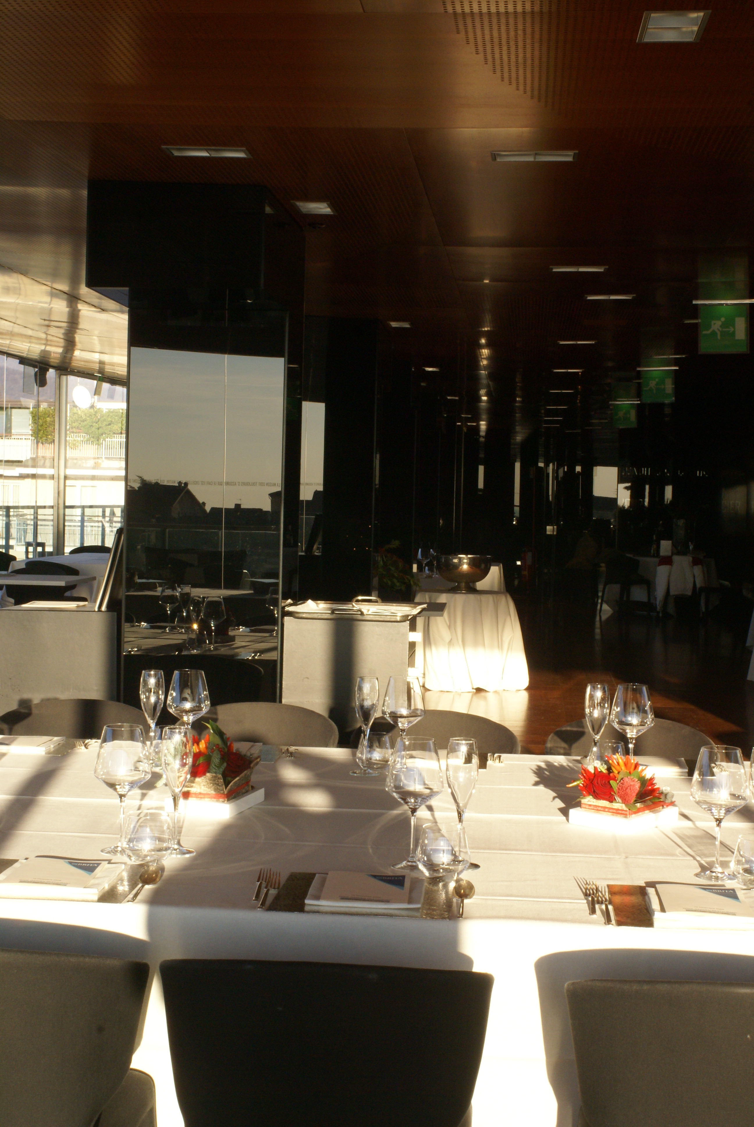 意式风情屋顶花园餐厅-25