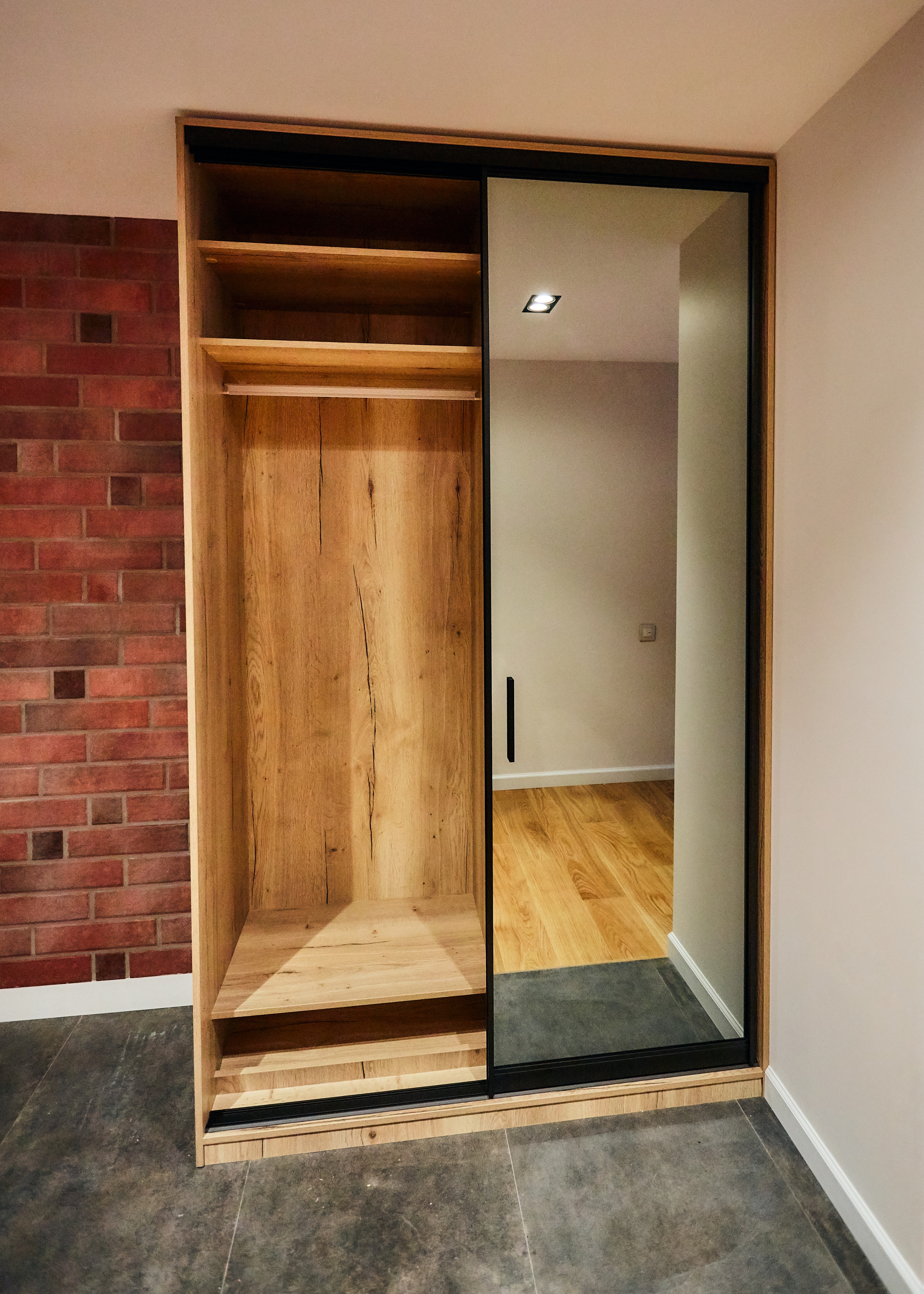 Raumplus 打造现代时尚公寓室内设计-29