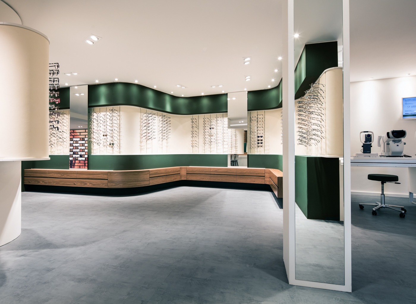 奥普蒂克·莱昂哈特-6