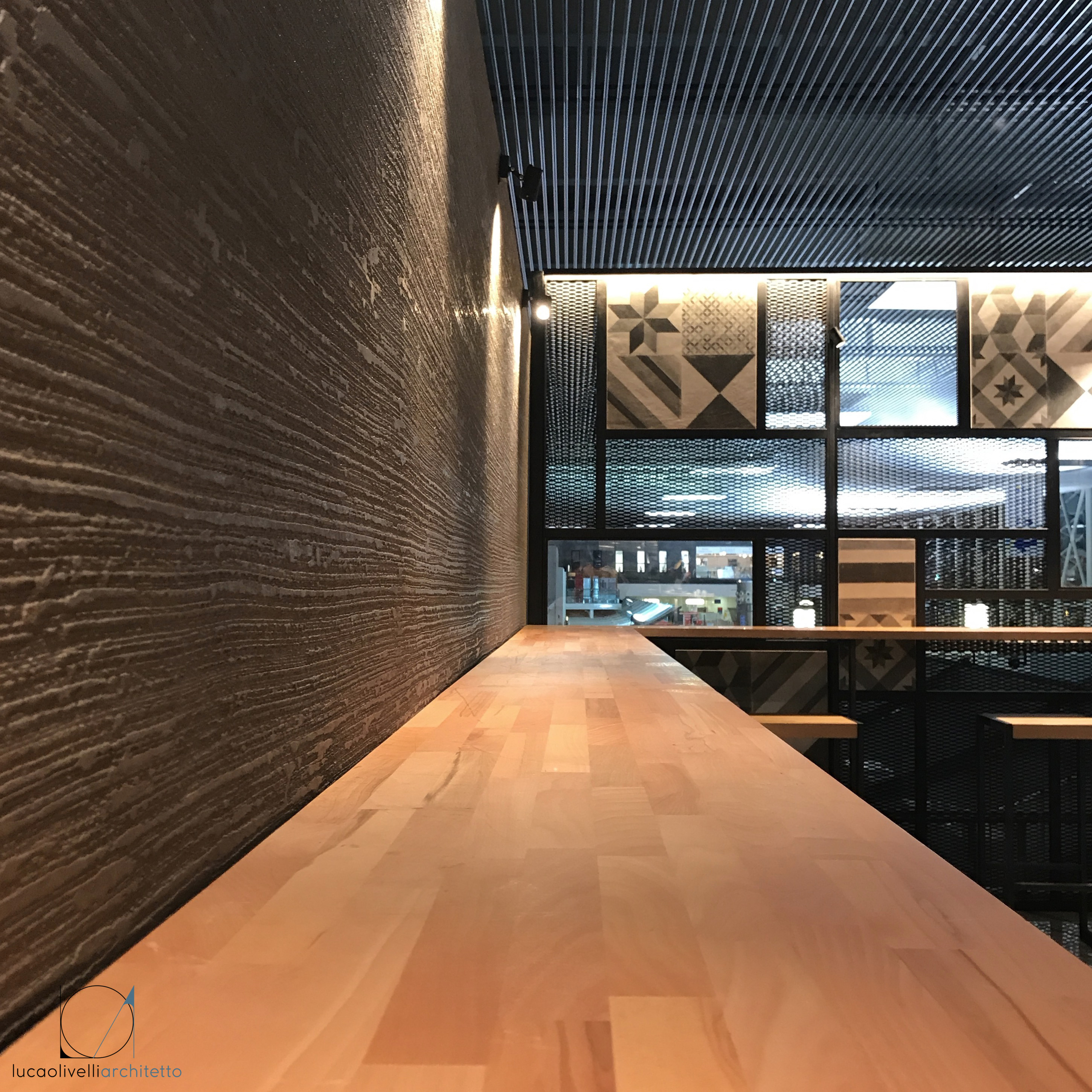 2017 年完成的西西里酒吧餐厅商店室内设计-0