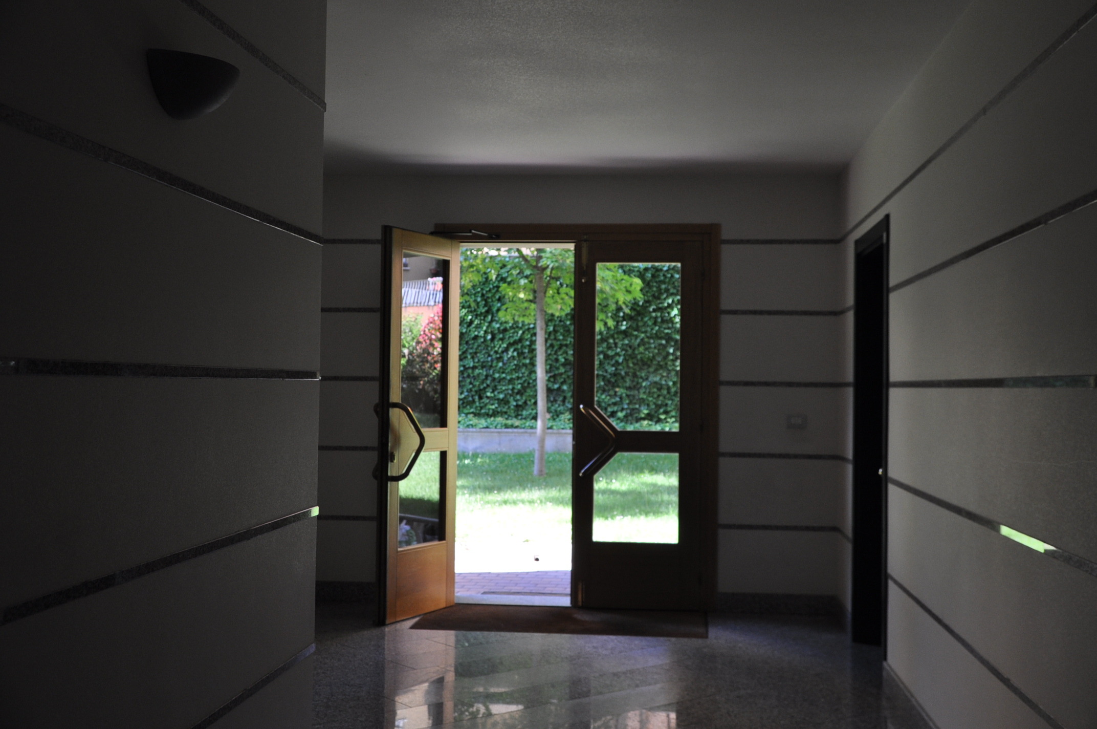 2001 年新建住宅楼设计-9